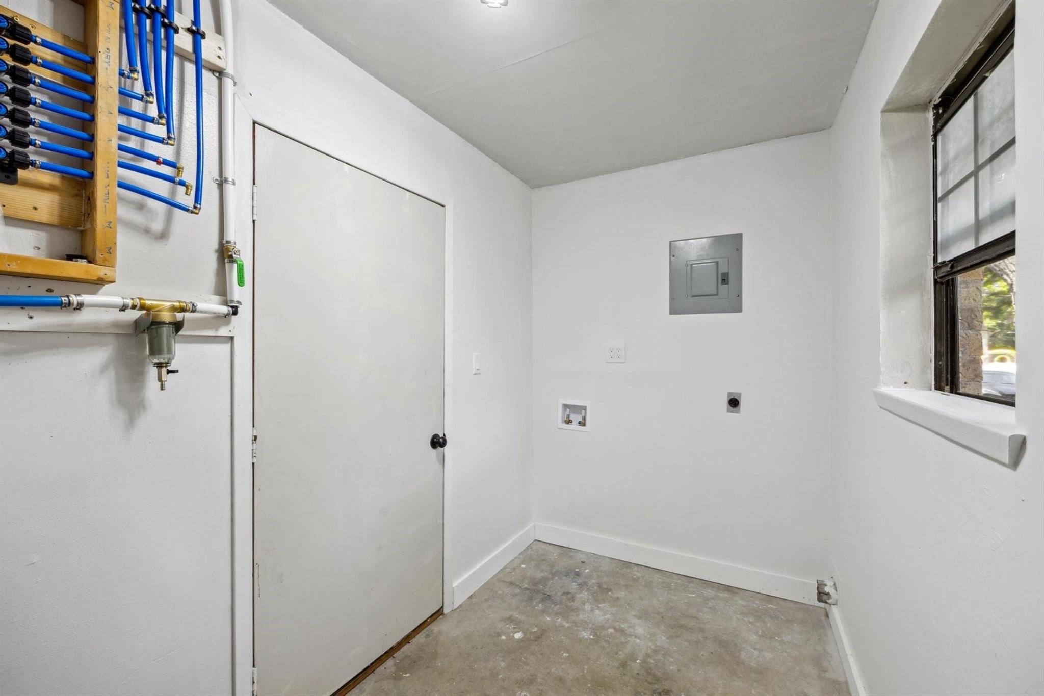 1201 E Alamo St, Brenham, TX 77833