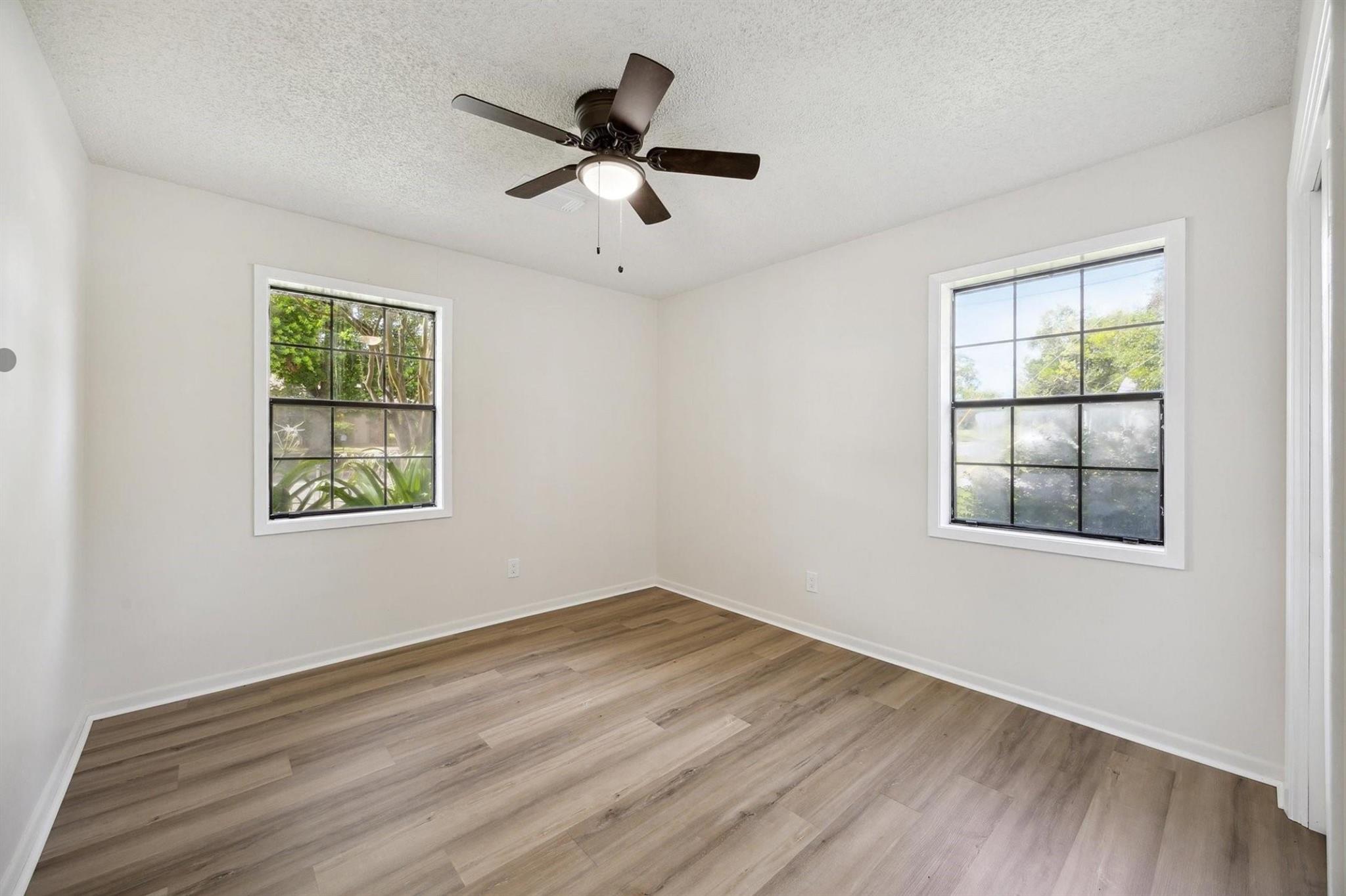 1201 E Alamo St, Brenham, TX 77833