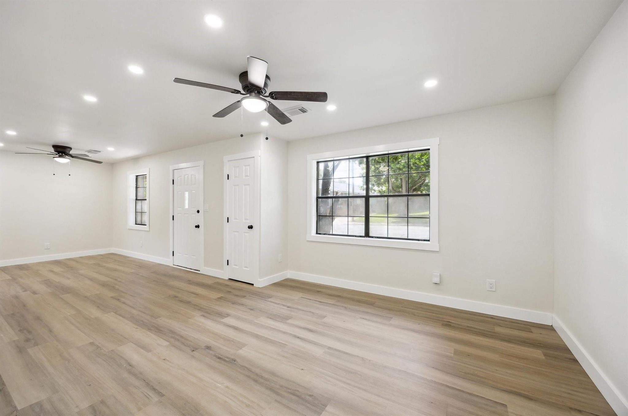 1201 E Alamo St, Brenham, TX 77833