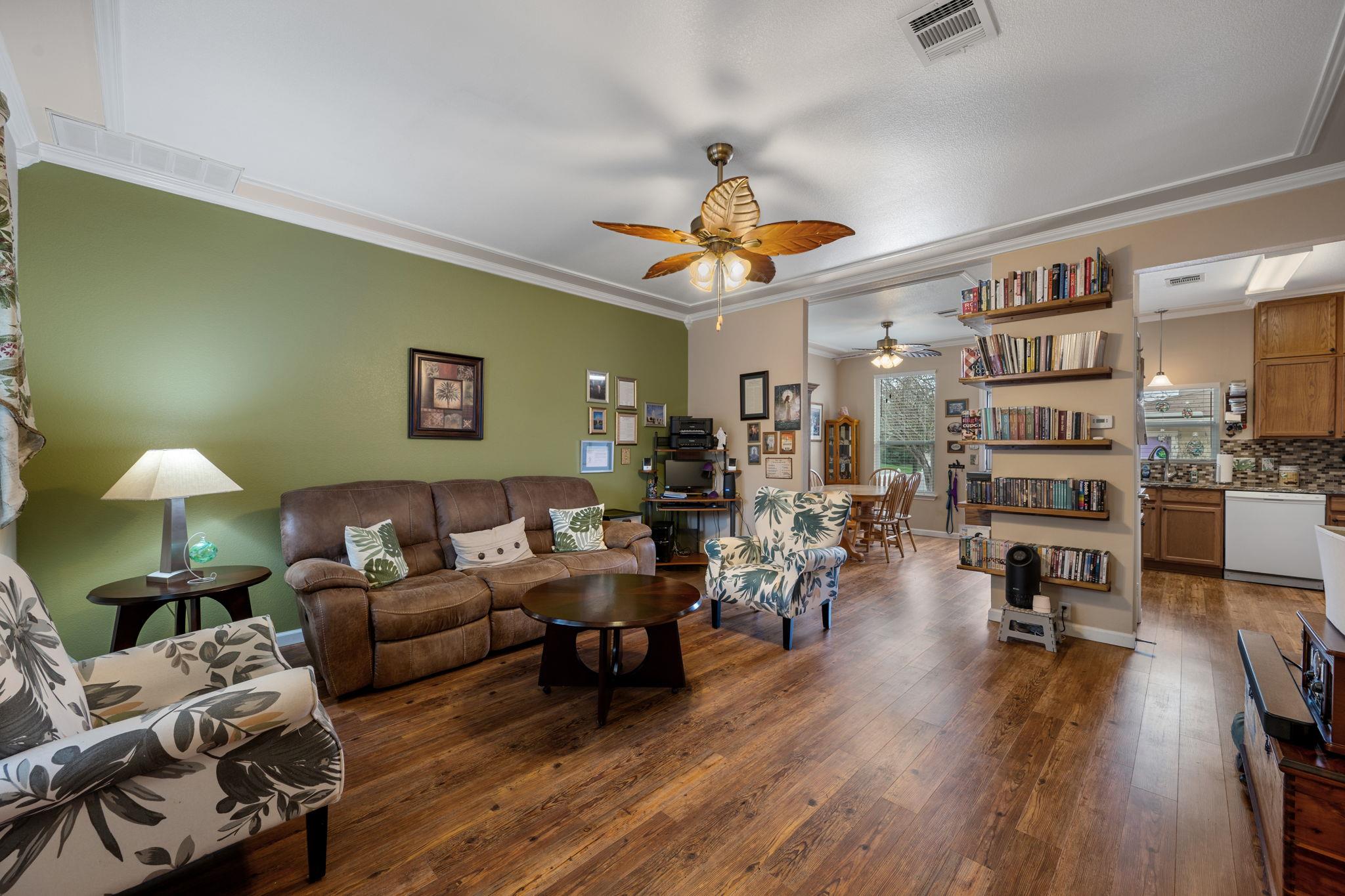 6095 Negley # A, Kyle, TX 78640