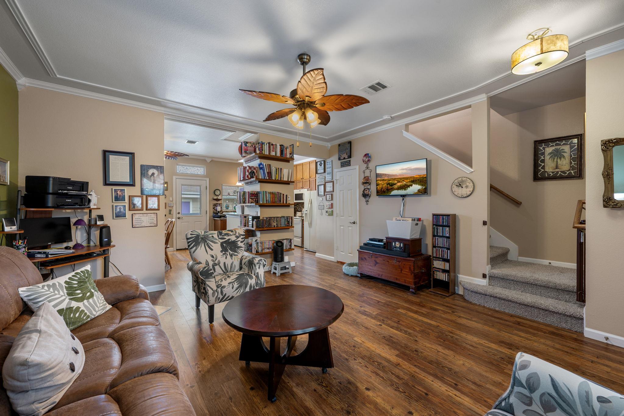 6095 Negley # A, Kyle, TX 78640