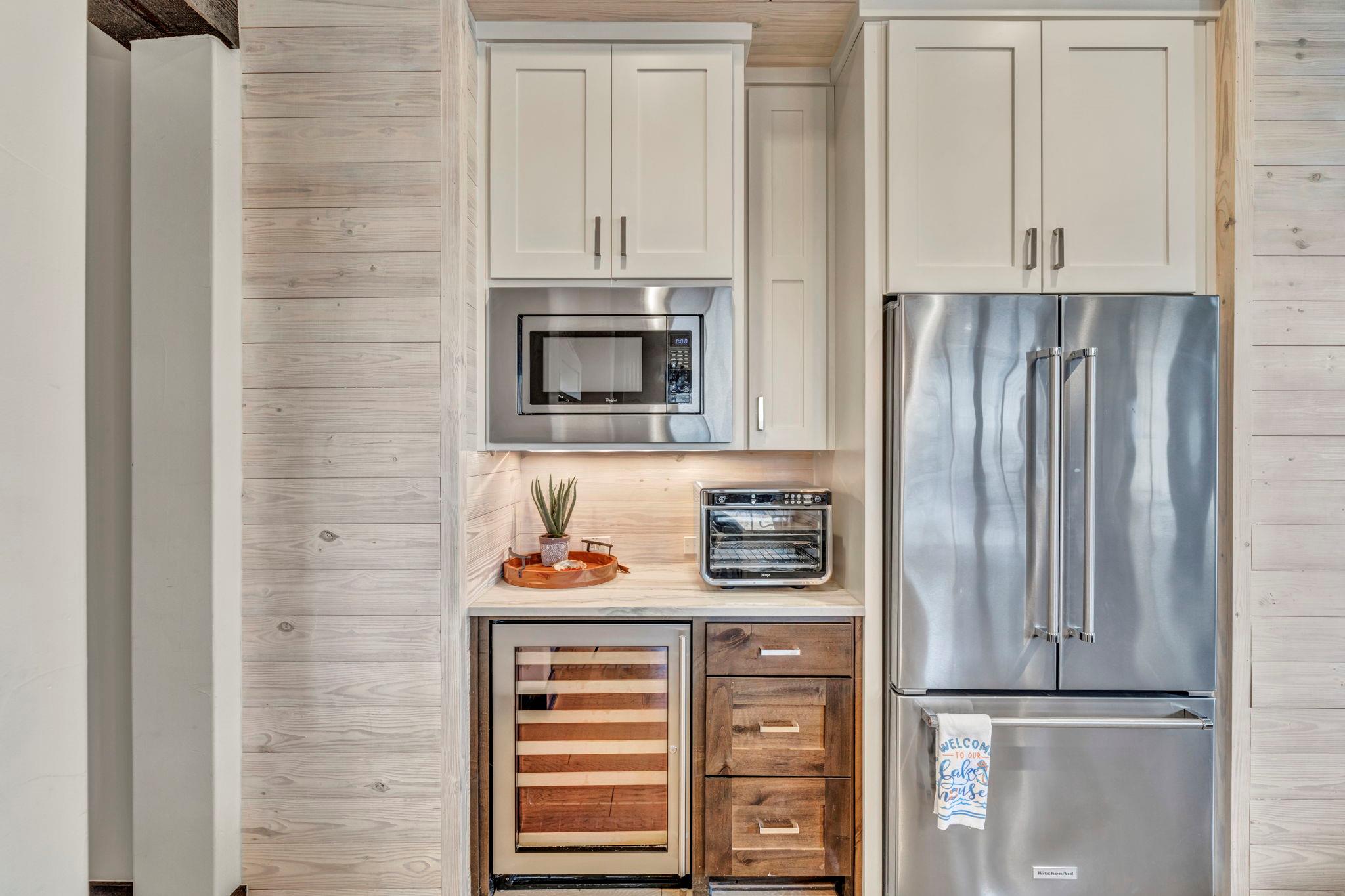 19404 Bold Venture Dr # 17, Spicewood, TX 78669