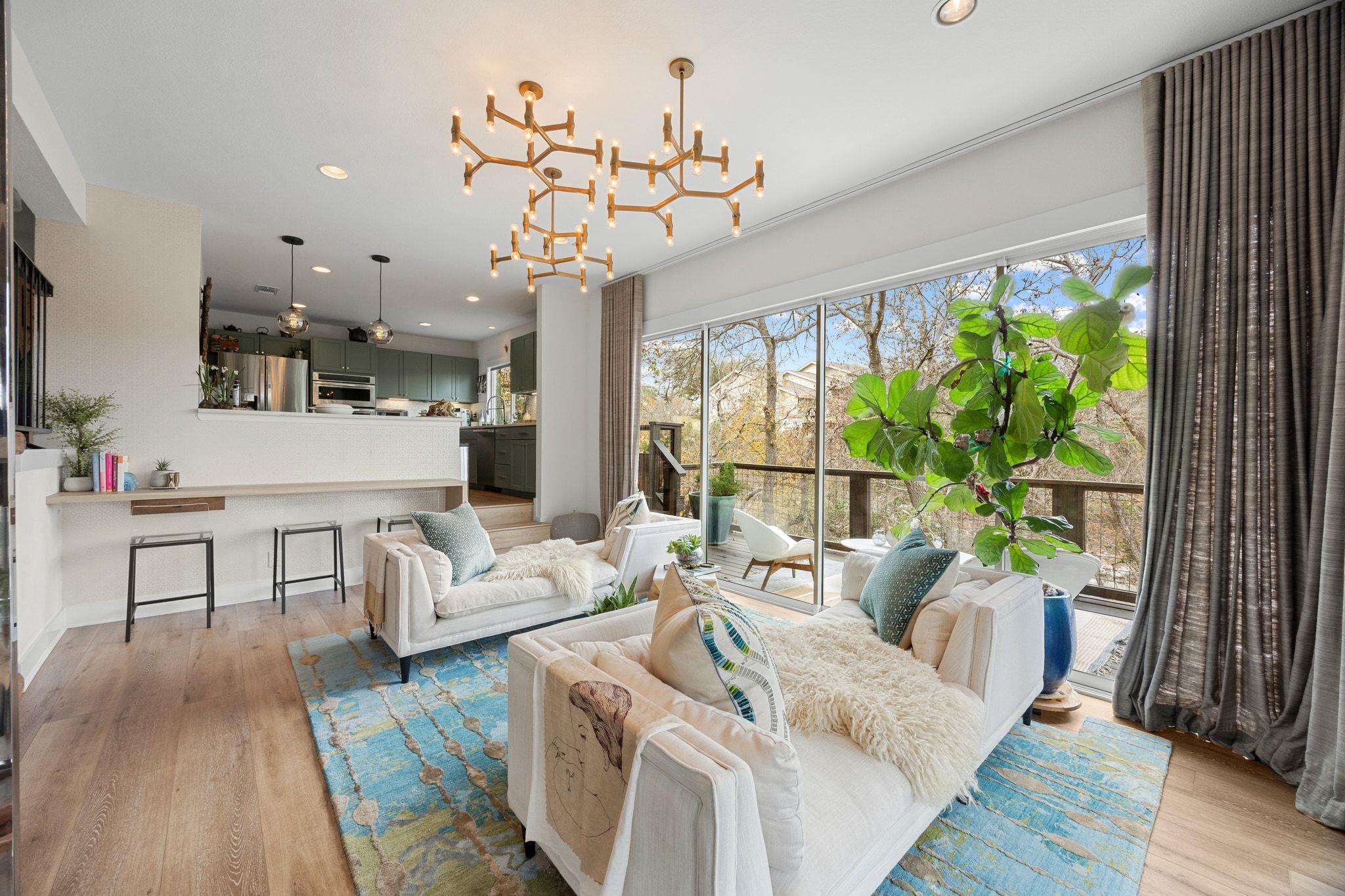 7643 Parkview Cir, Austin, TX 78731