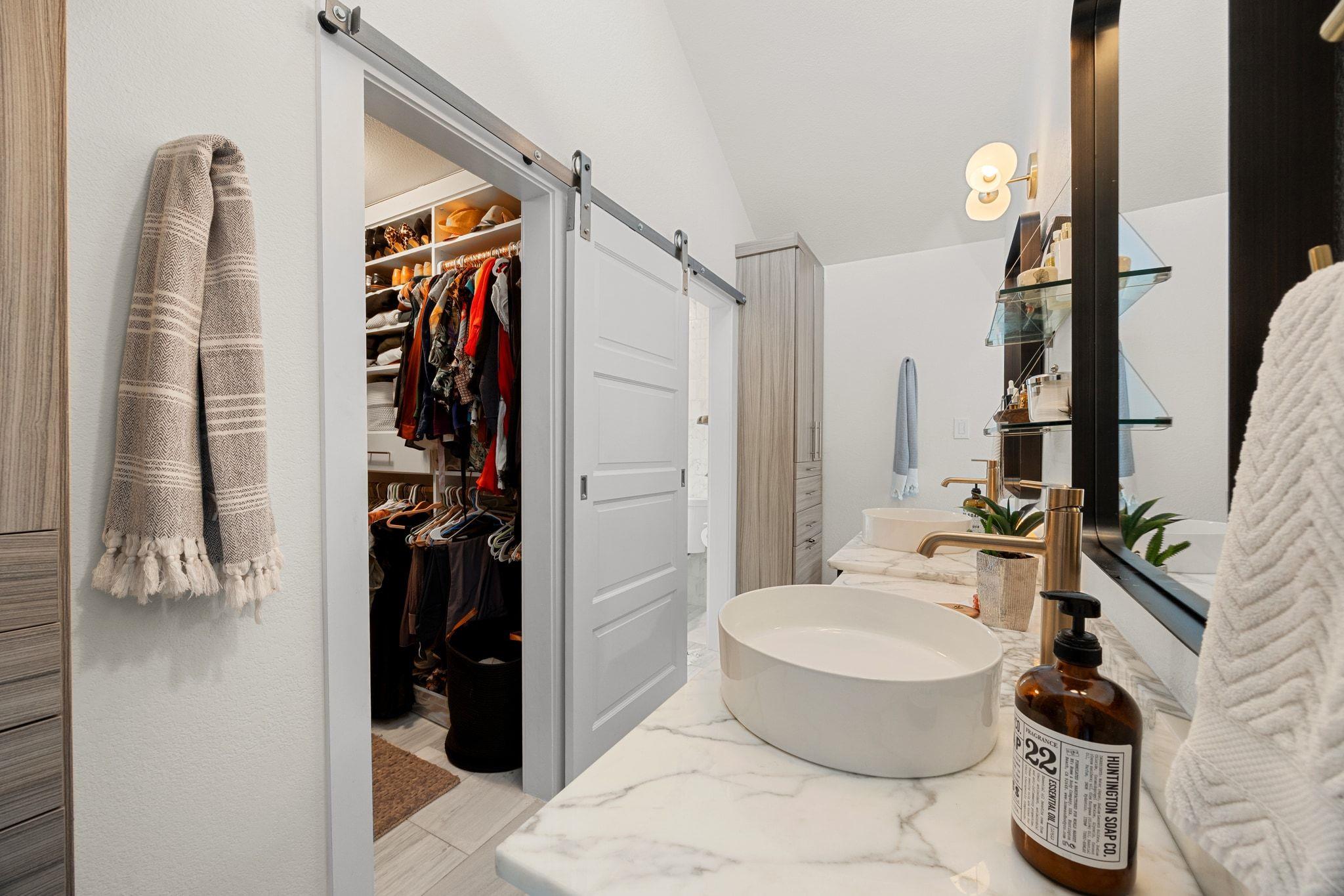 7643 Parkview Cir, Austin, TX 78731