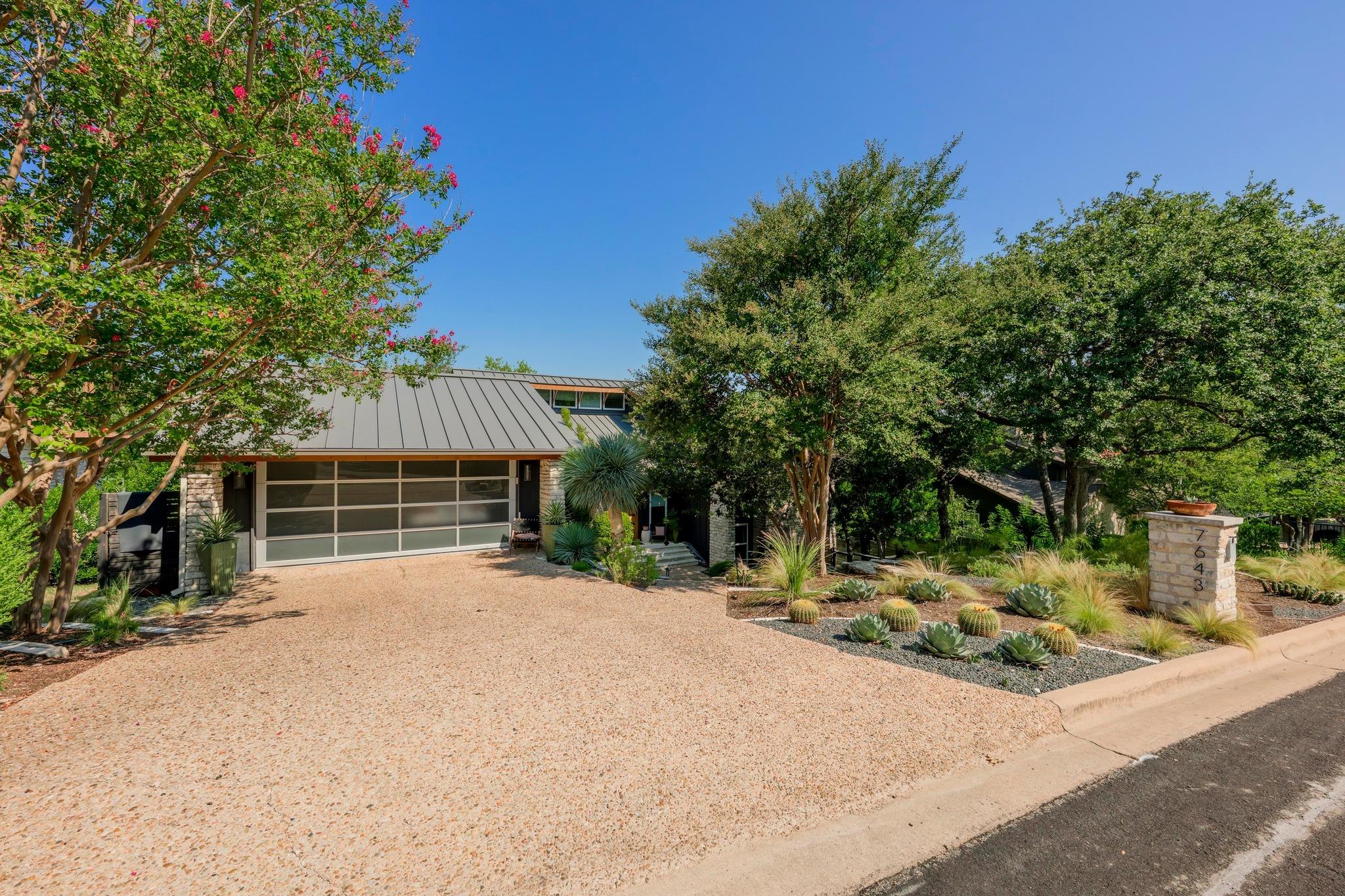 7643 Parkview Cir, Austin, TX 78731