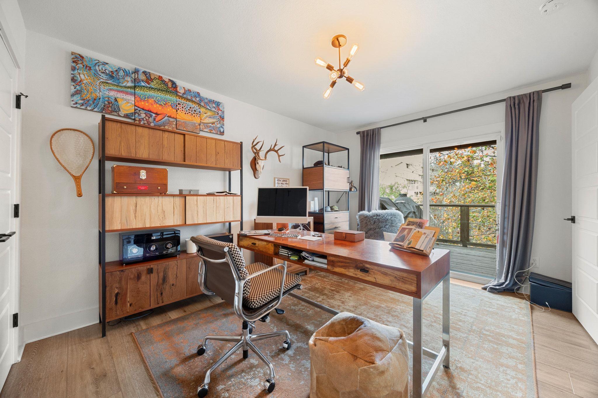 7643 Parkview Cir, Austin, TX 78731