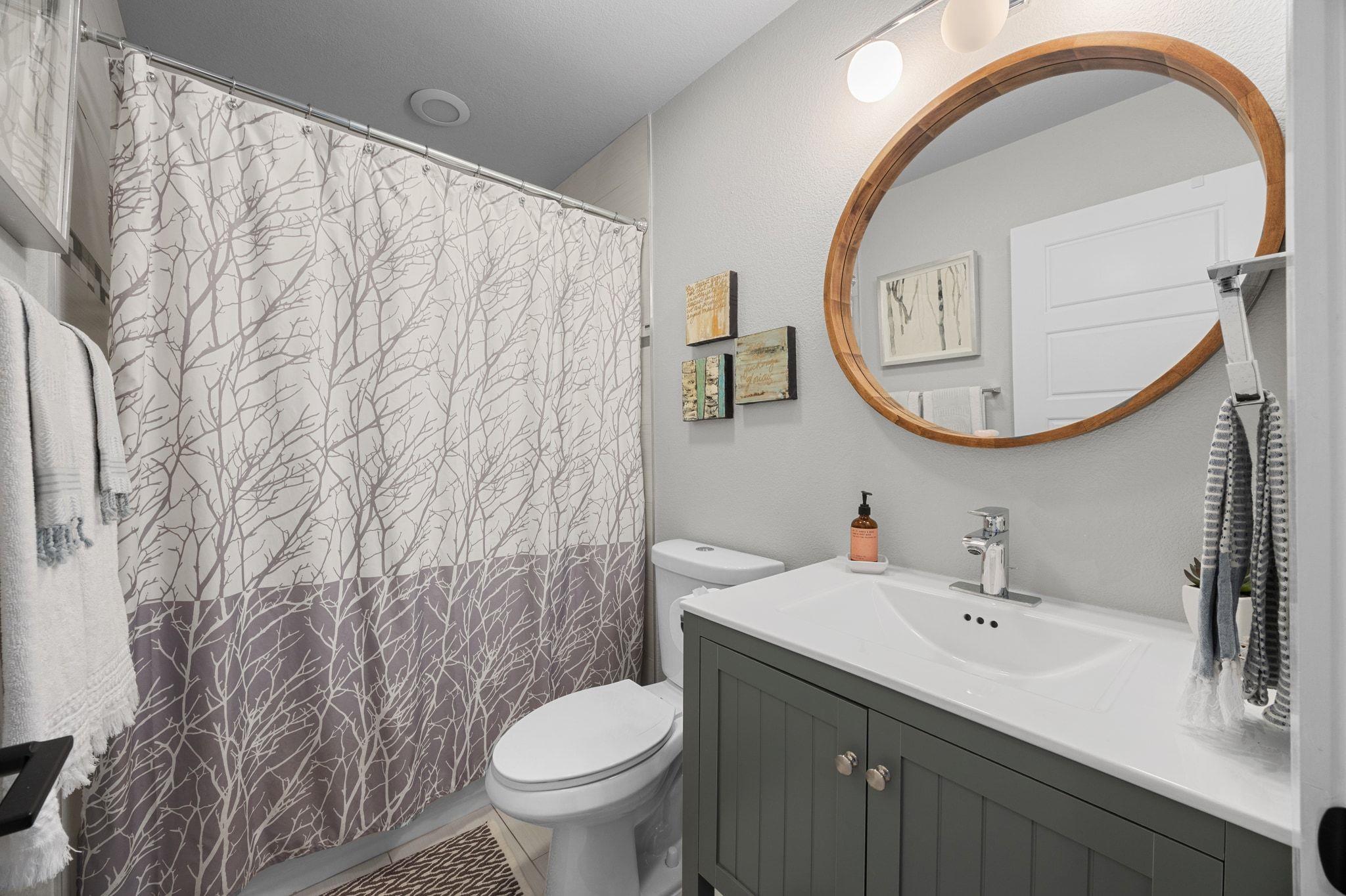 7643 Parkview Cir, Austin, TX 78731