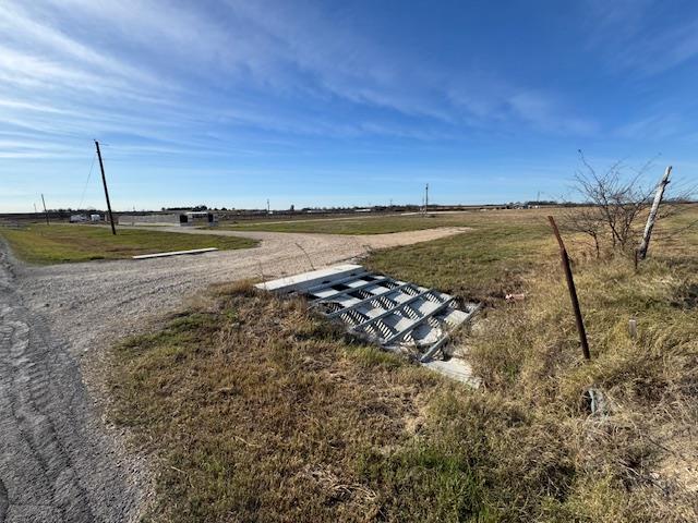 709 County Road 333, Granger, TX 76530