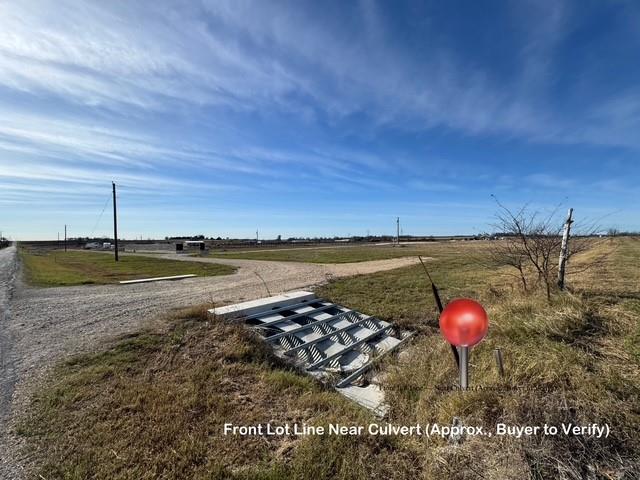 709 County Road 333, Granger, TX 76530