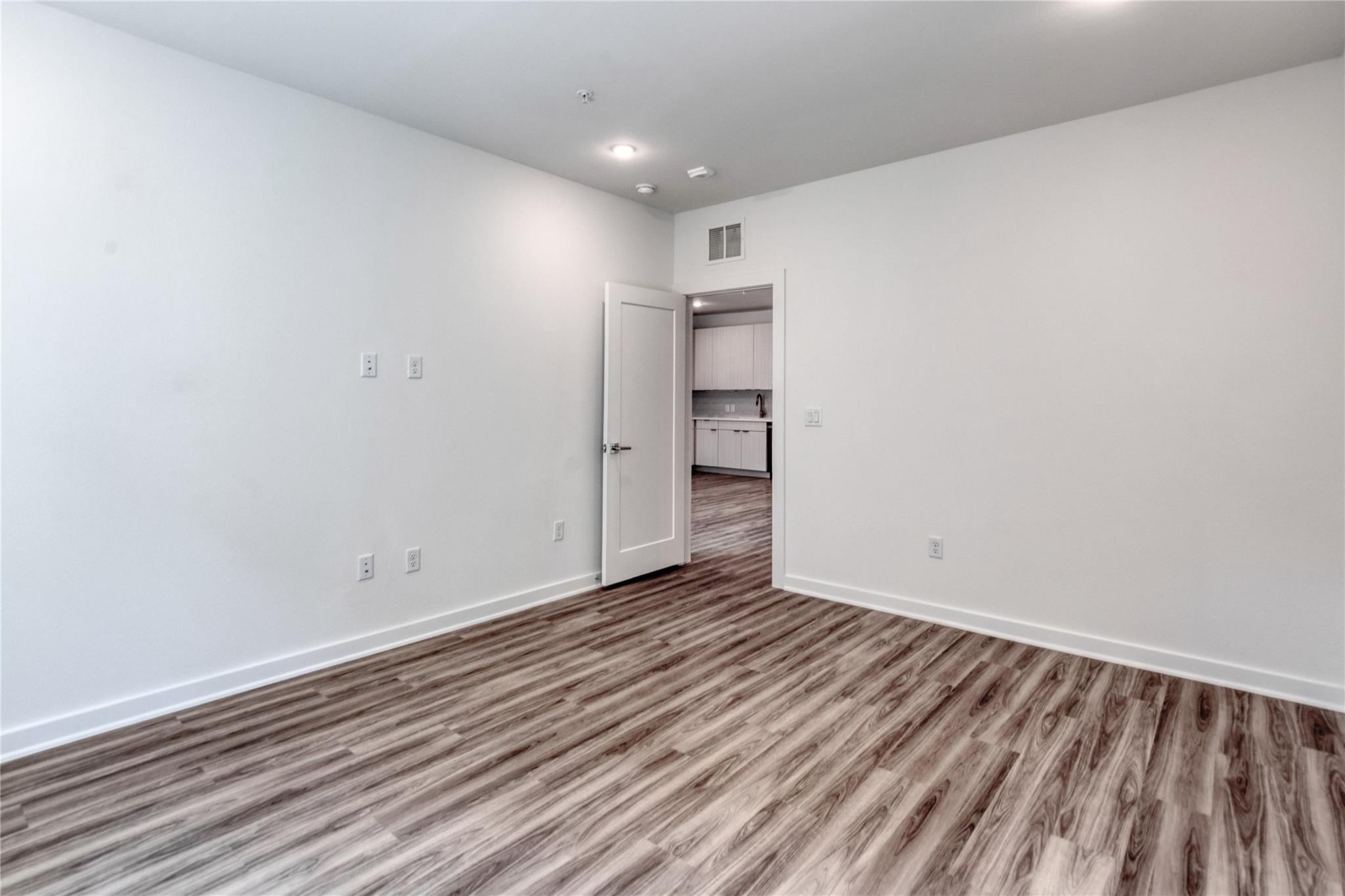 4802 S Congress Ave # 217, Austin, TX 78745