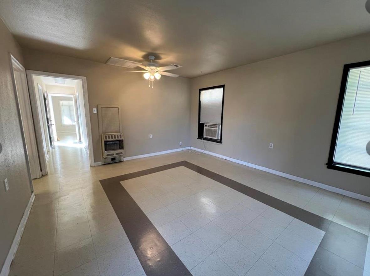 509 Bowser St # 509, Rockdale, TX 76567