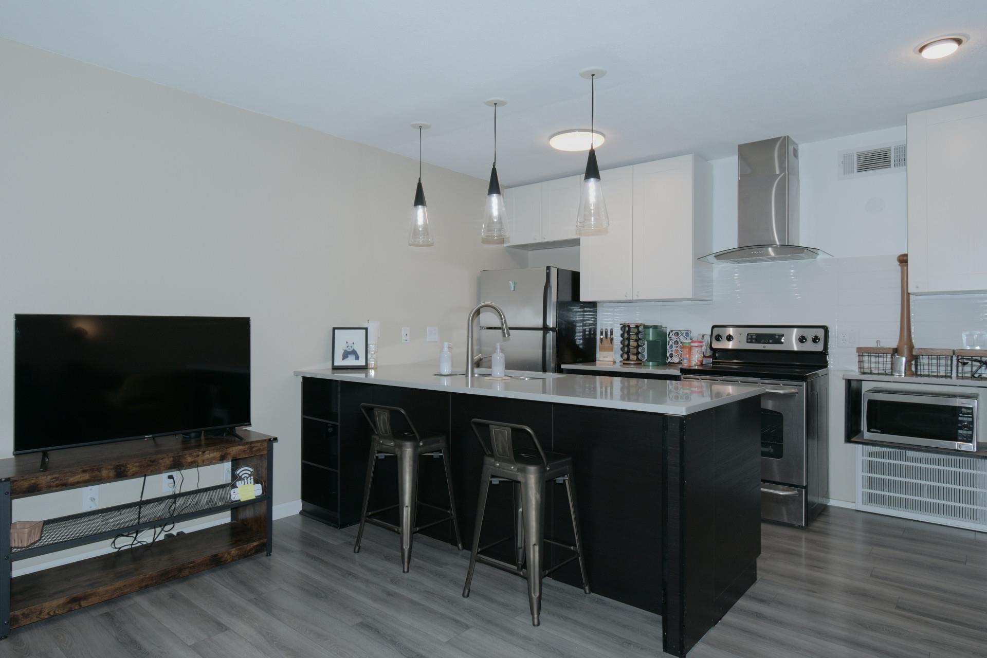 2302 East Side Dr # 6, Austin, TX 78704