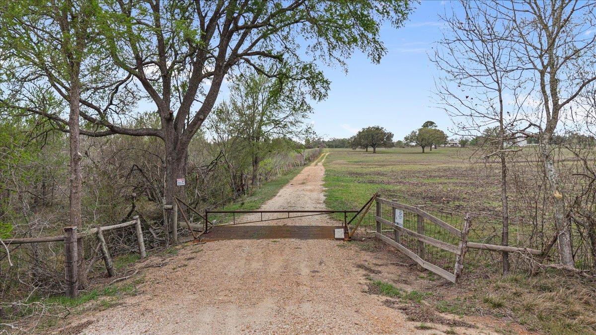 TBD A23 CUNNINGHAM, JOHN C. , ACRES 29.0000 Rd, Smithville, TX 78957