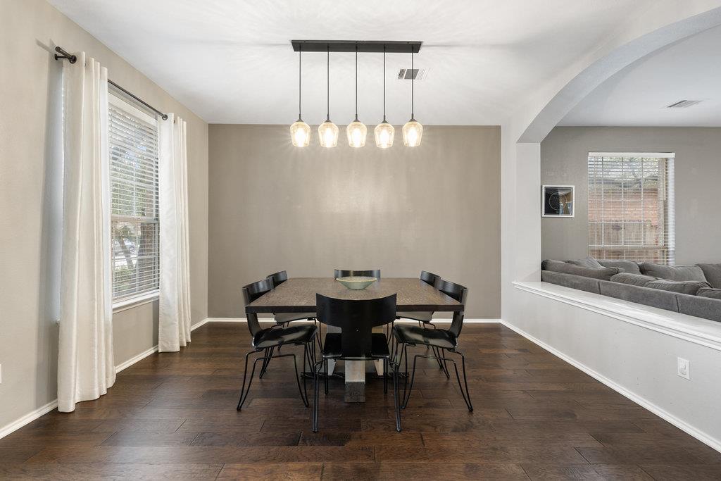 1711 Coral Dr, Cedar Park, TX 78613