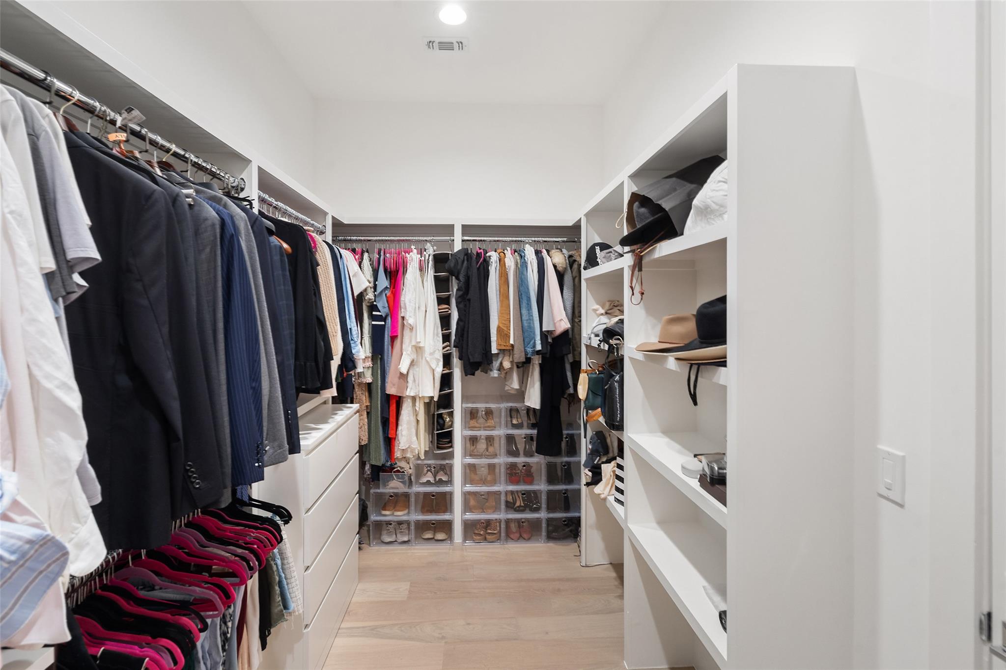 1101 Emerald Forest Cv, Austin, TX 78745