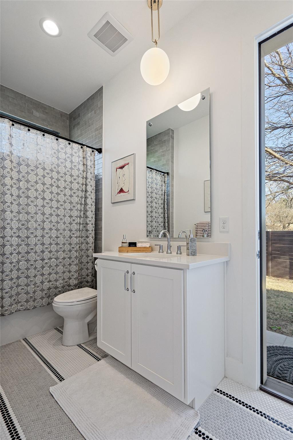 1101 Emerald Forest Cv, Austin, TX 78745