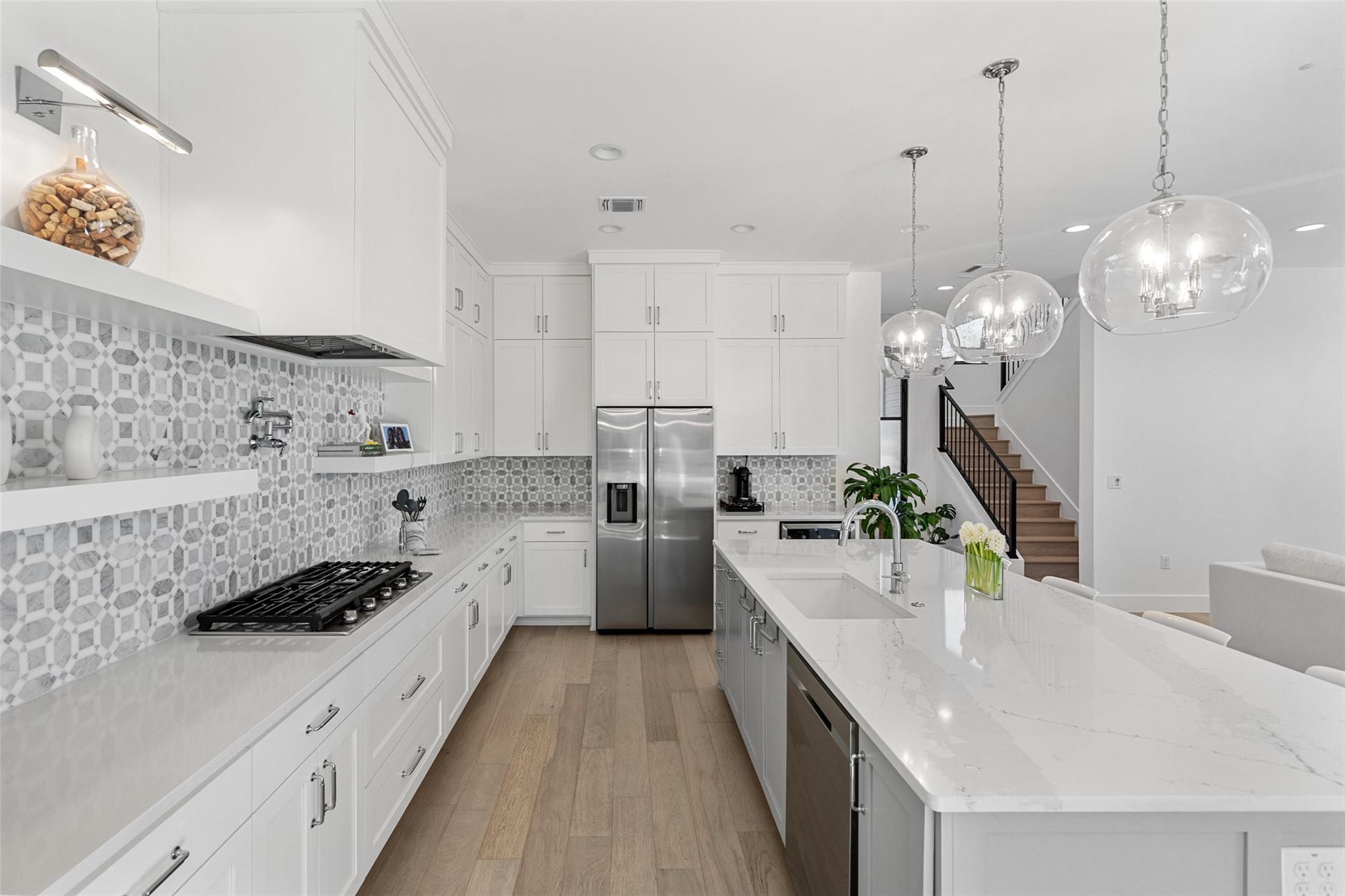 1101 Emerald Forest Cv, Austin, TX 78745