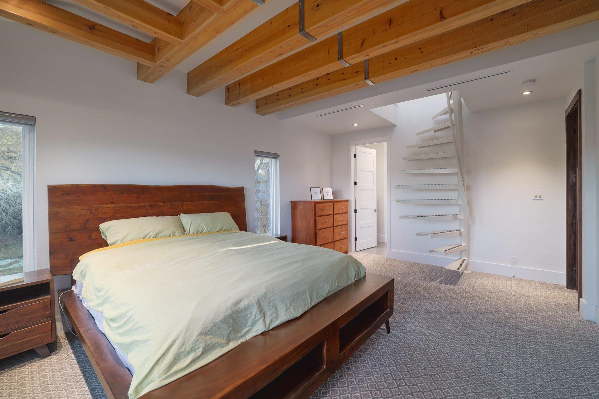 4005 Skillet Cv, Spicewood, TX 78669