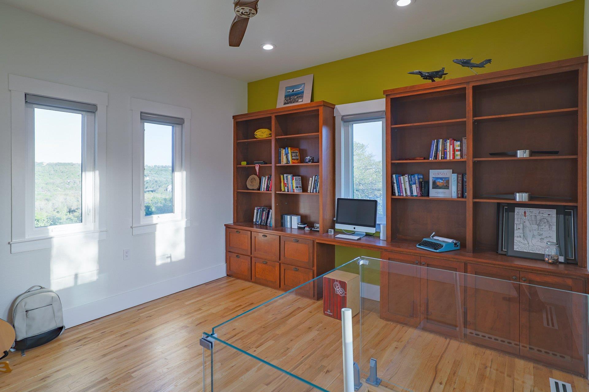 4005 Skillet Cv, Spicewood, TX 78669