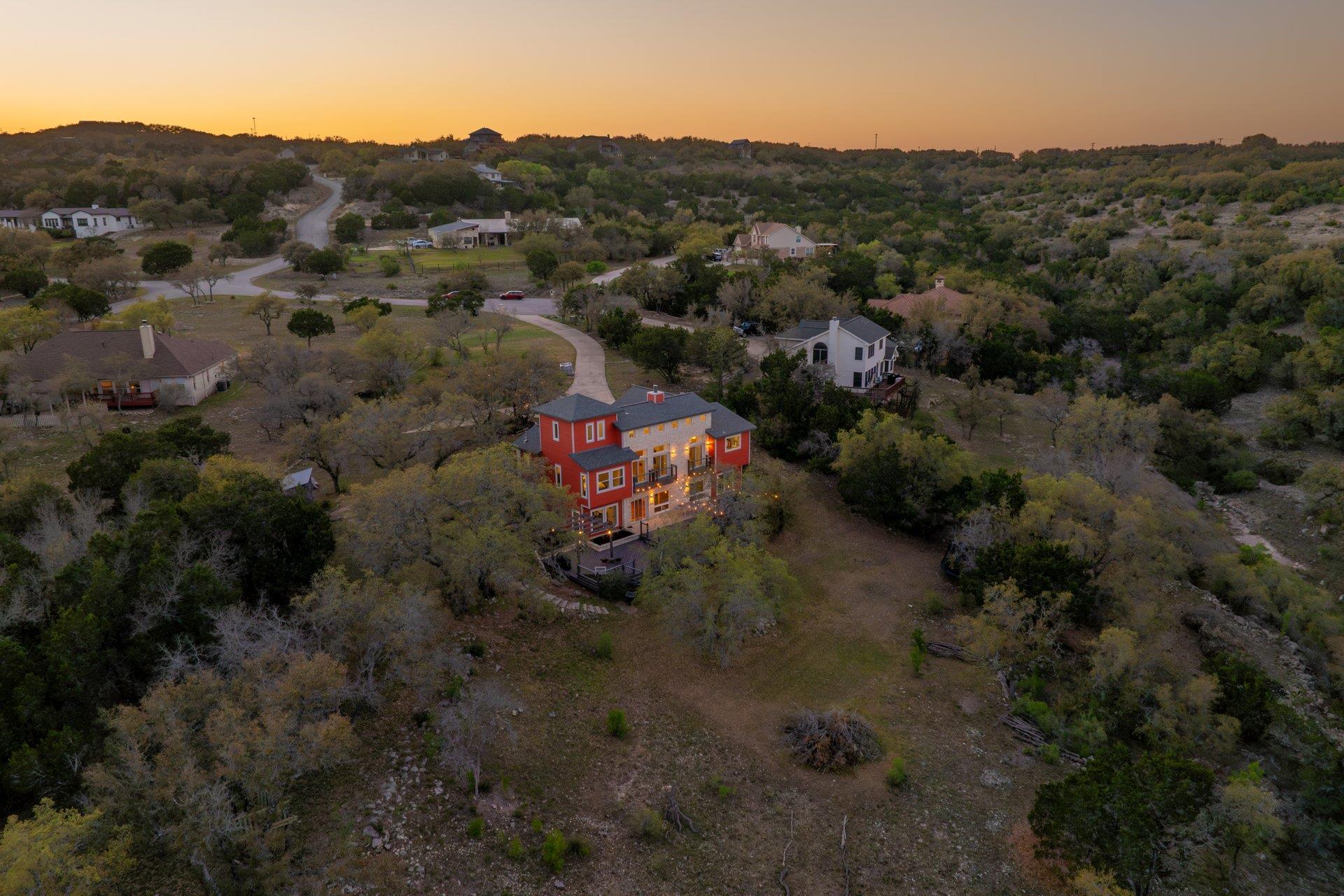 4005 Skillet Cv, Spicewood, TX 78669