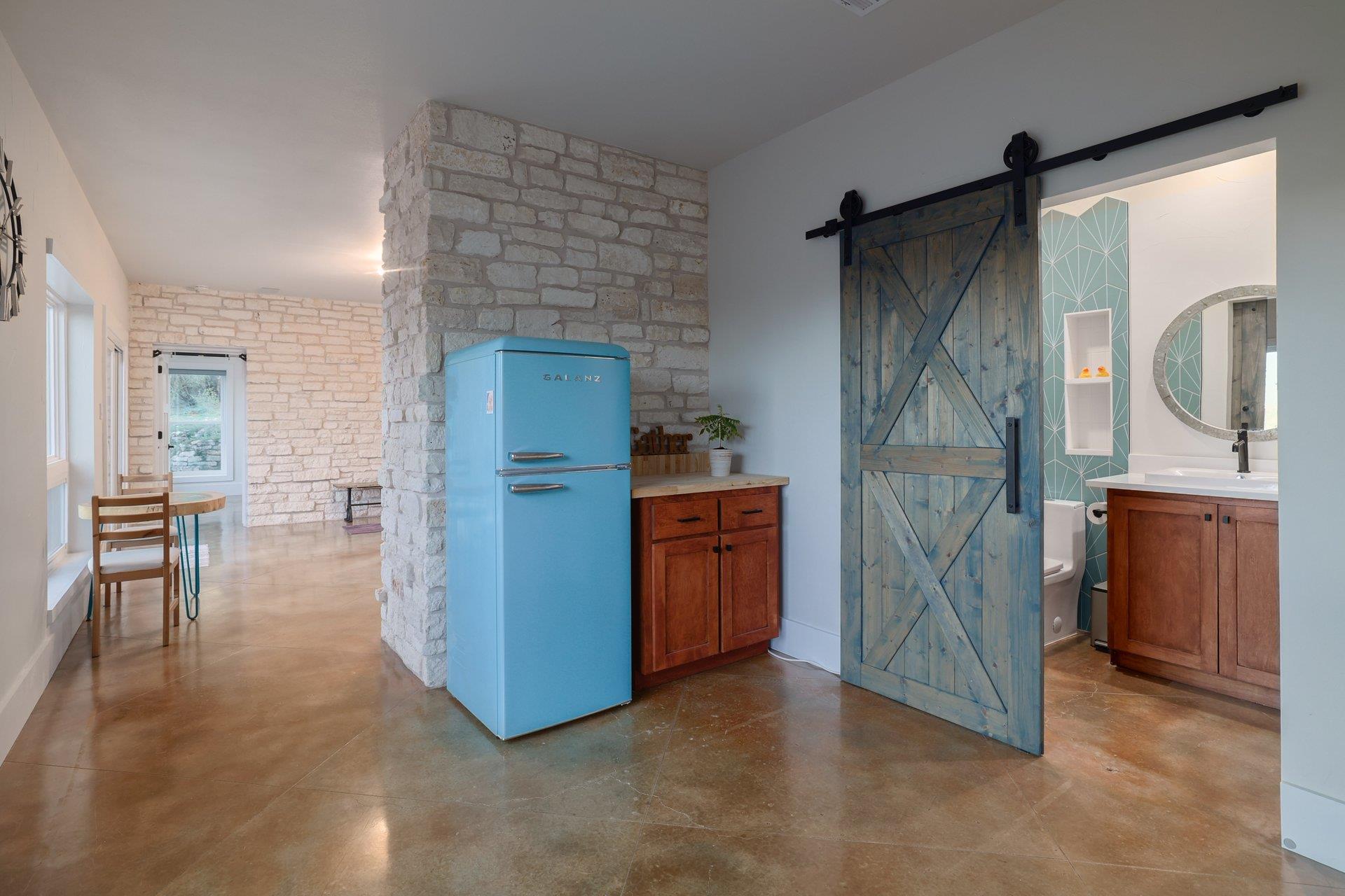 4005 Skillet Cv, Spicewood, TX 78669