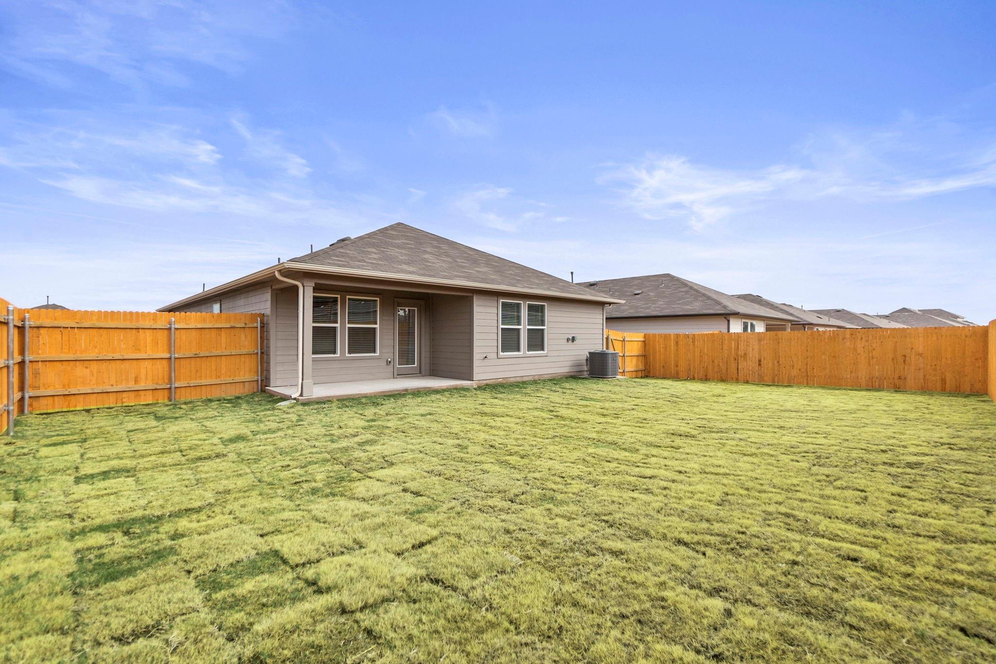 128 Shimmering Cv, San Marcos, TX 78666