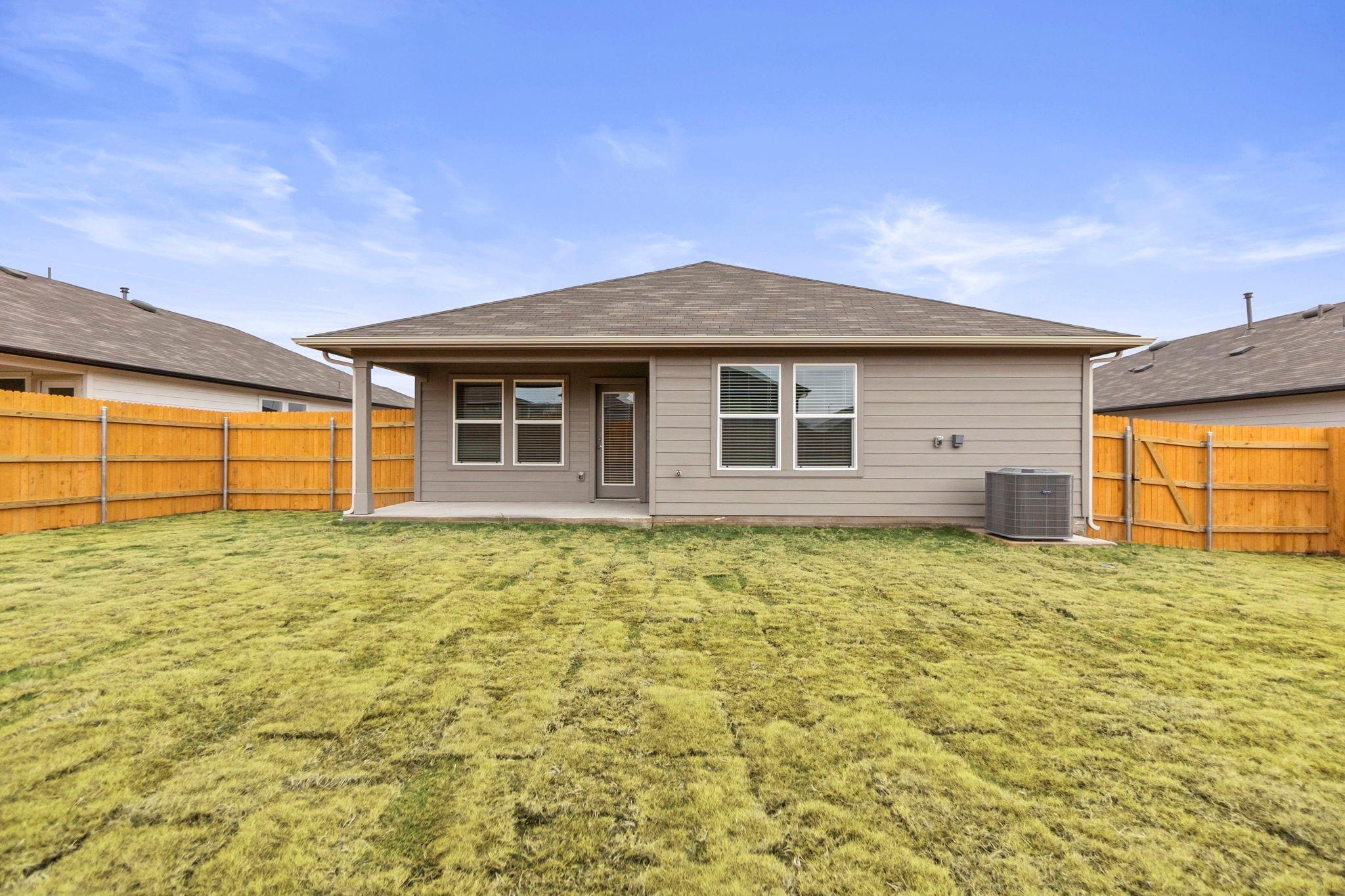 128 Shimmering Cv, San Marcos, TX 78666