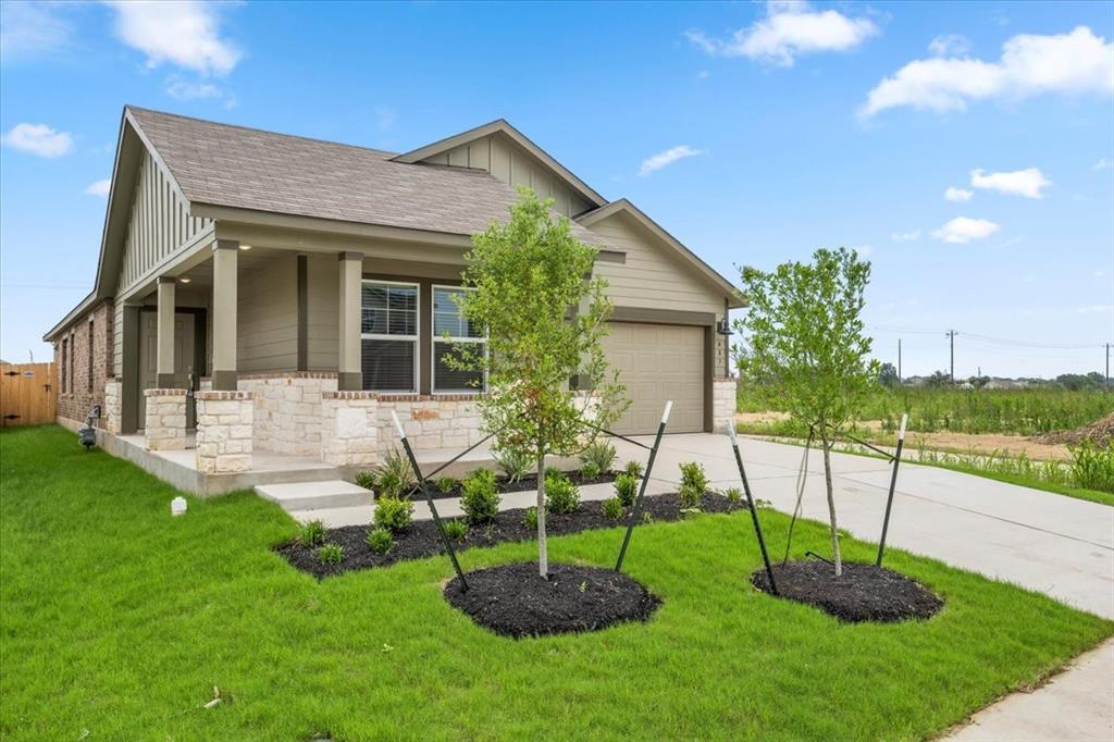 487 Alamito Ave, Kyle, TX 78640