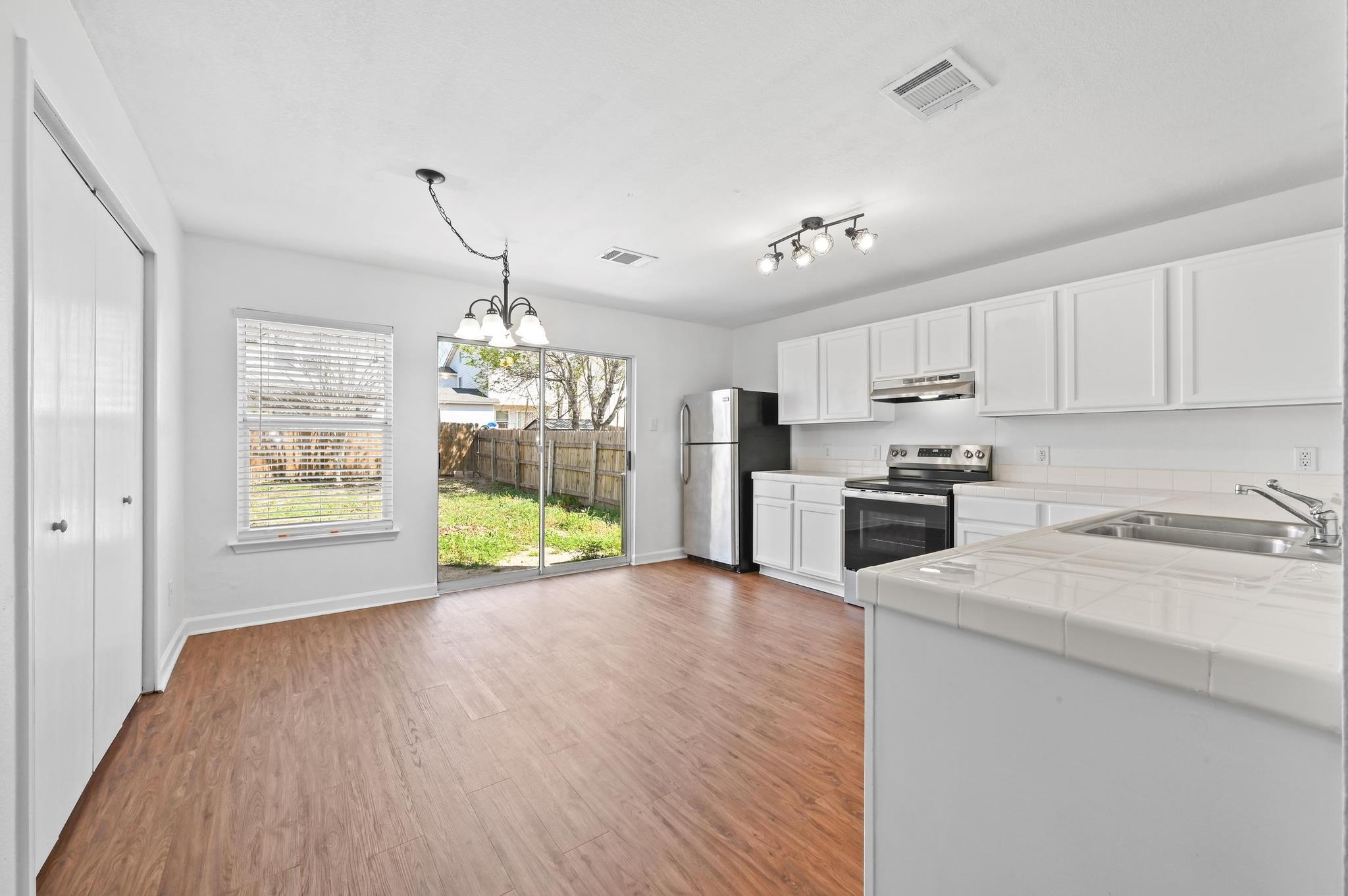 13520 Alysheba Dr, Del Valle, TX 78617