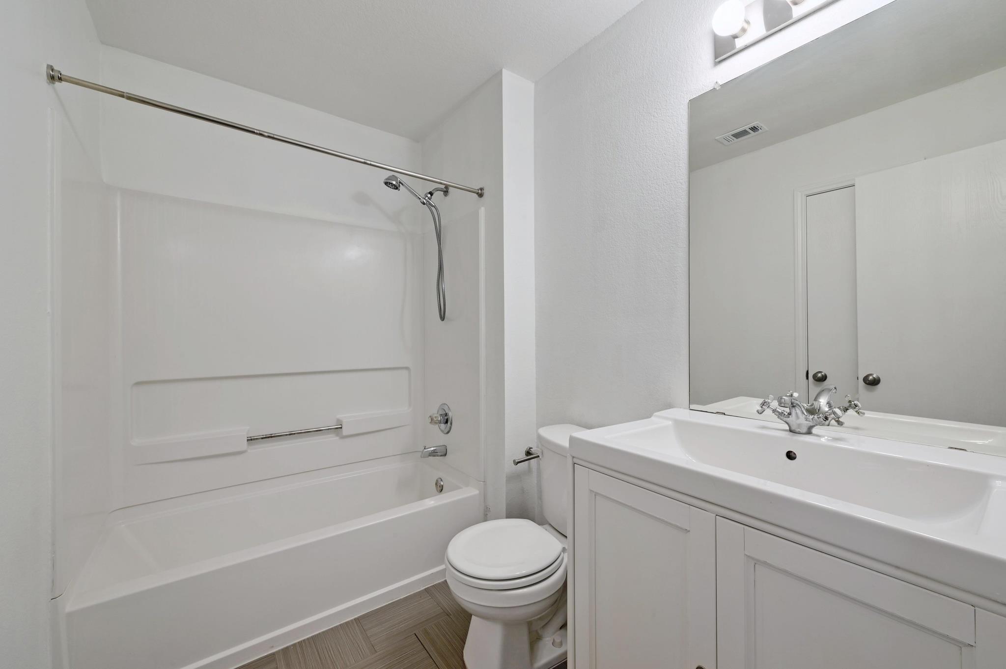 13520 Alysheba Dr, Del Valle, TX 78617