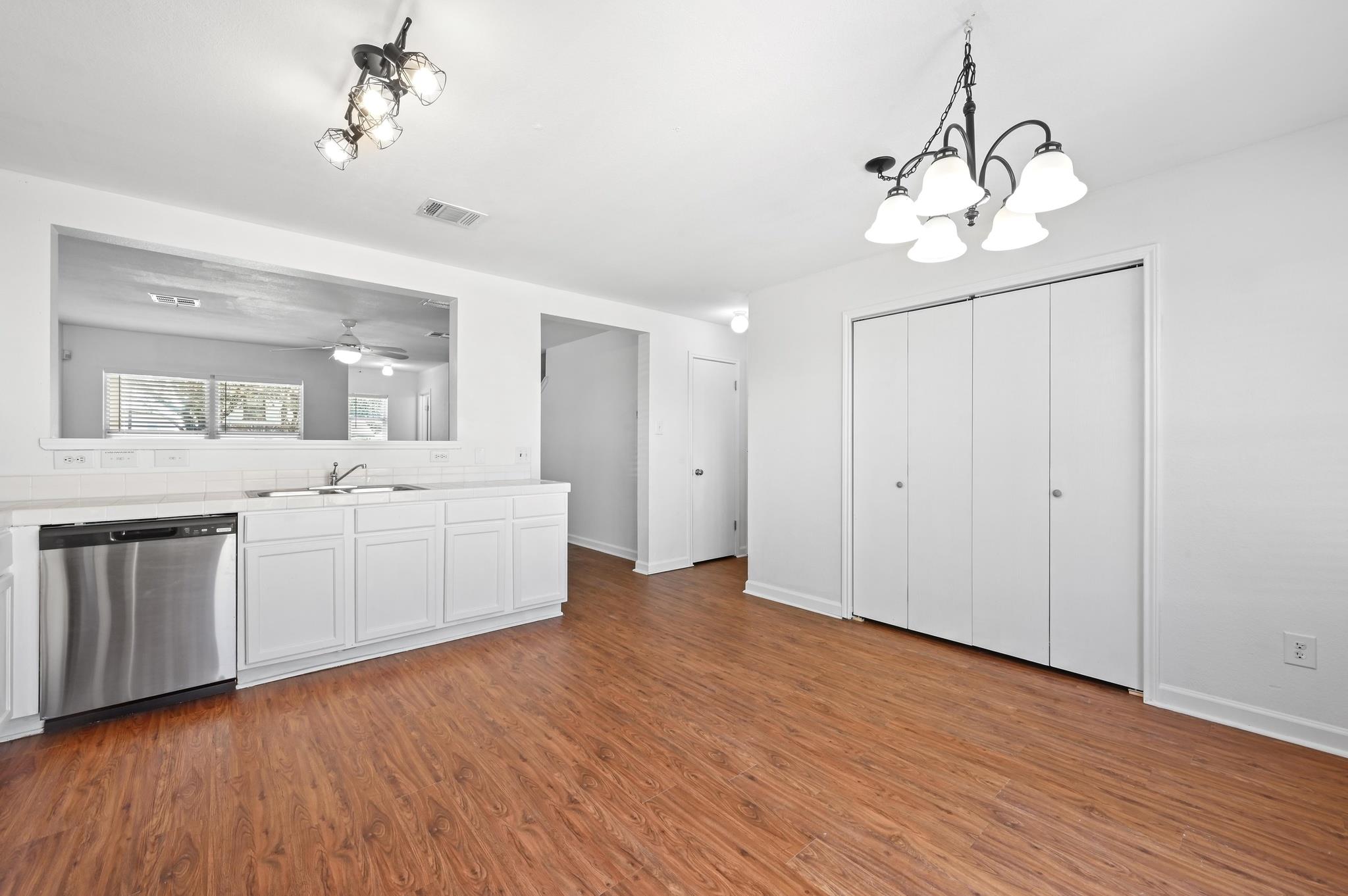 13520 Alysheba Dr, Del Valle, TX 78617