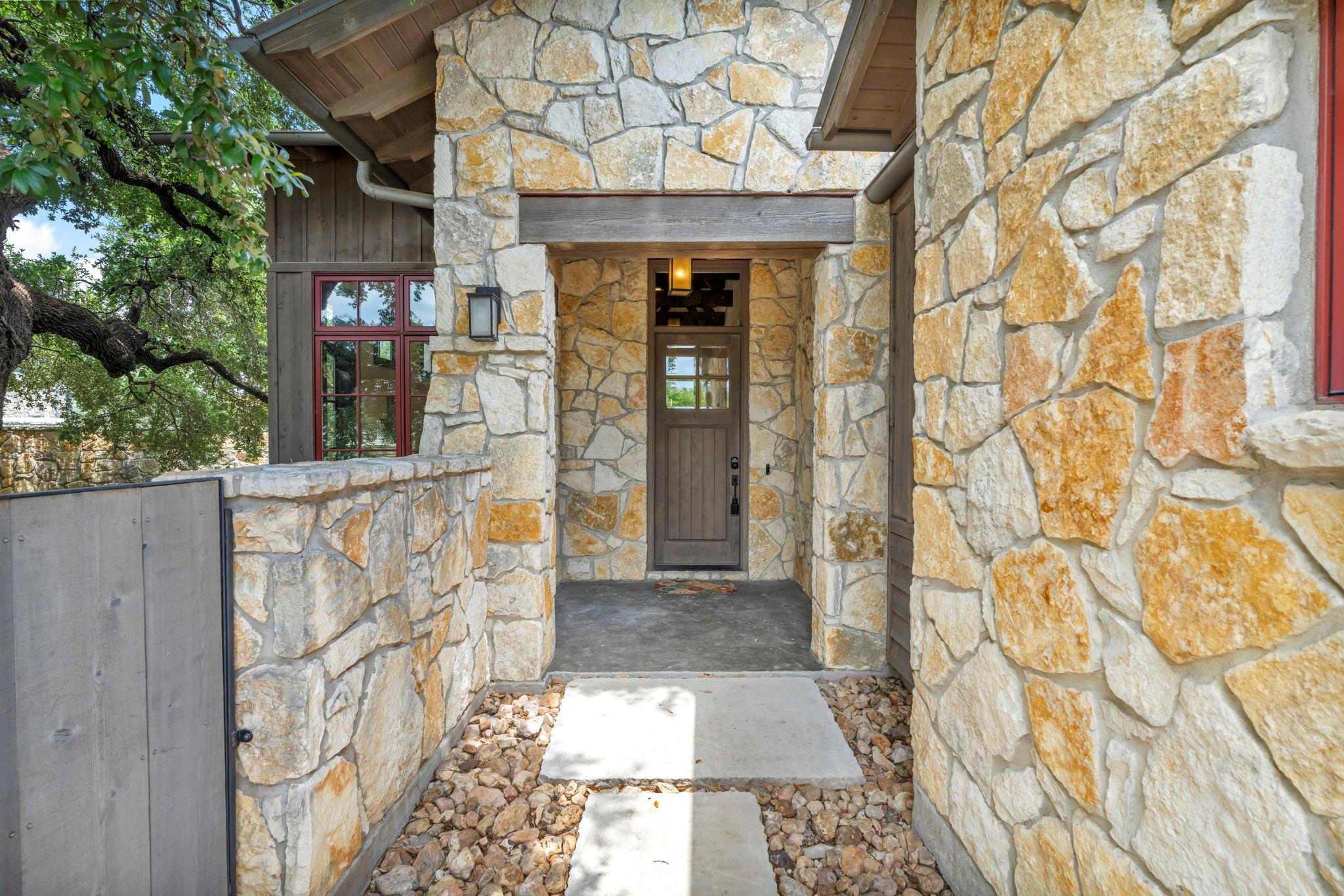 19404 Bold Venture Dr # 17, Spicewood, TX 78669