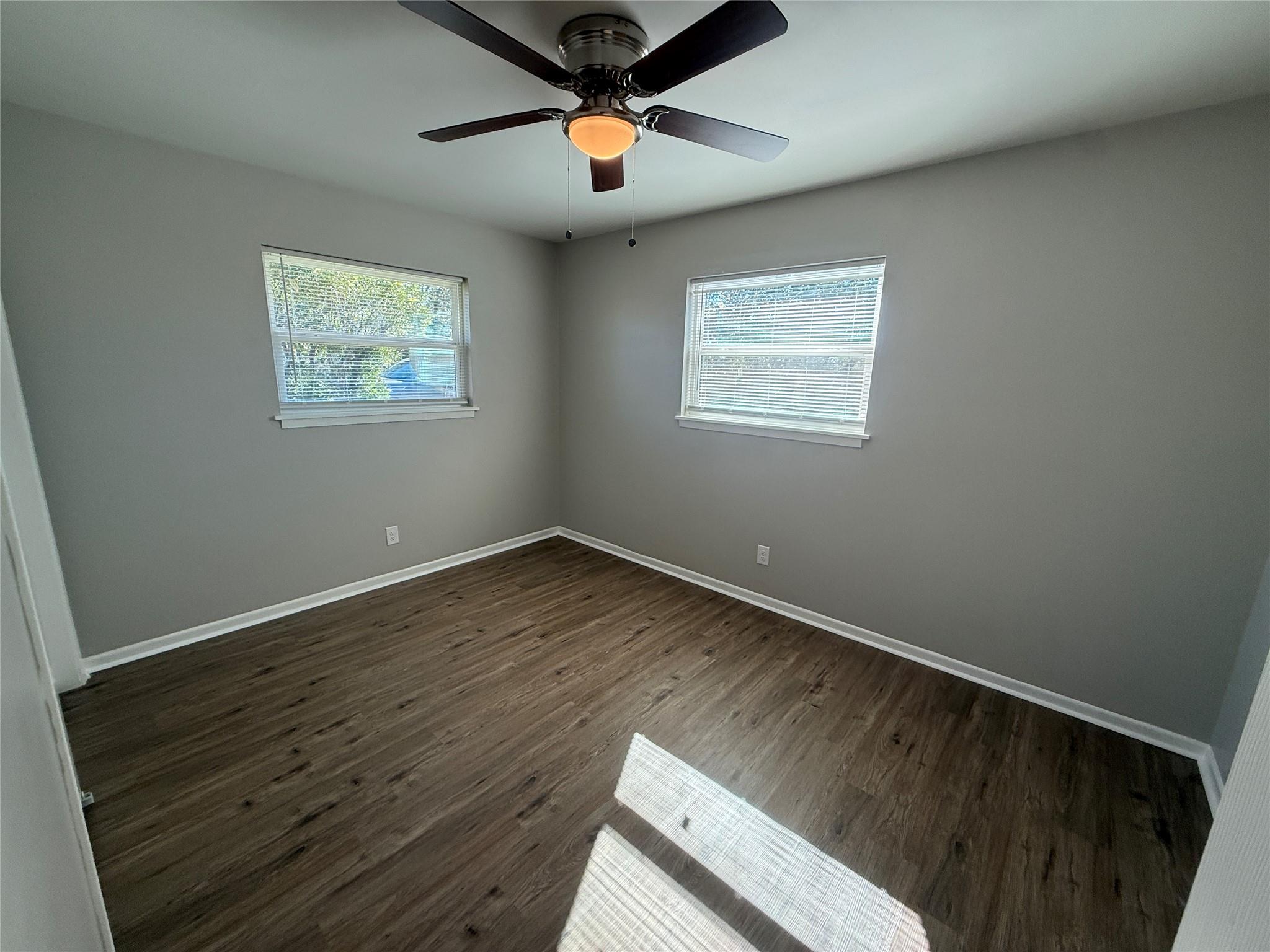 176 W Sweetbriar Dr, Marble Falls, TX 78654