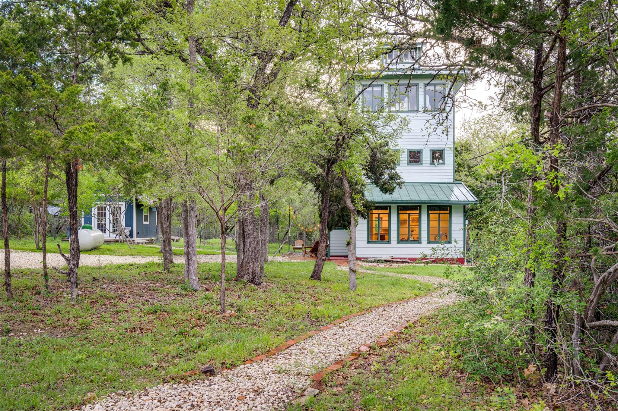 112 Boulder Ln, Manor, TX 78653