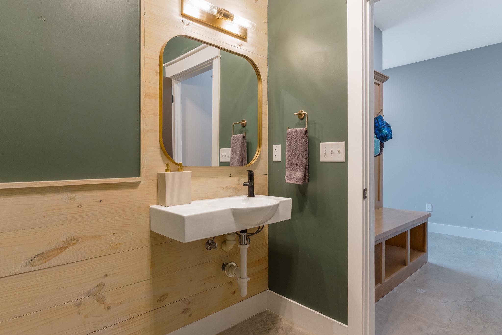 18248 Crows Ranch Rd, Salado, TX 76571