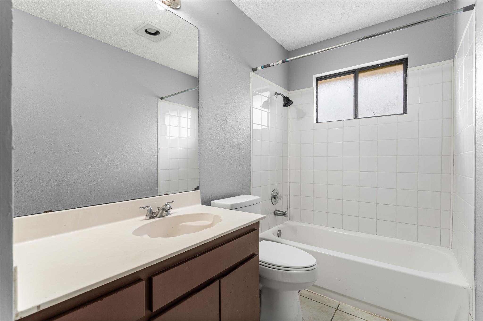 16207 Parkway Dr, Pflugerville, TX 78660