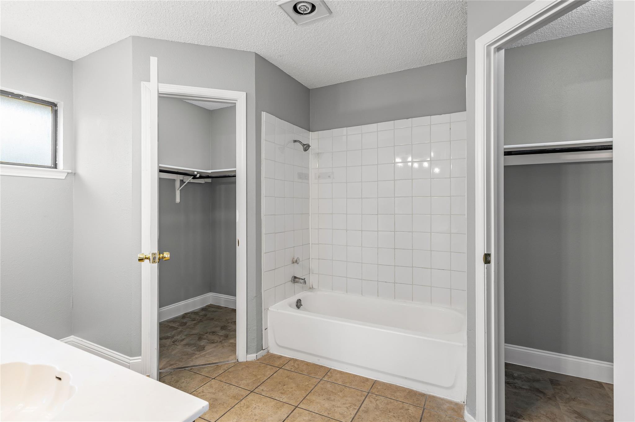 16207 Parkway Dr, Pflugerville, TX 78660