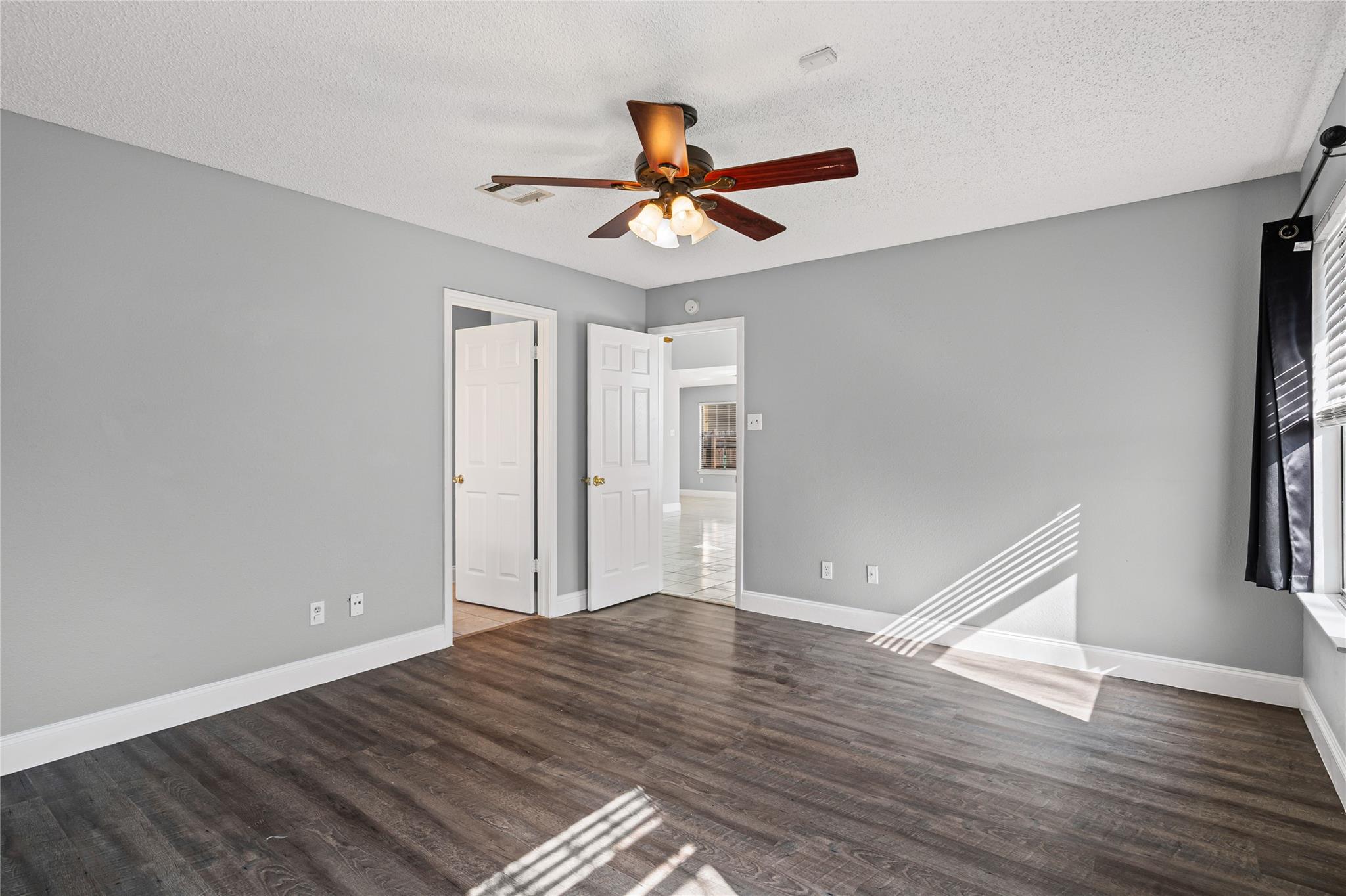 16207 Parkway Dr, Pflugerville, TX 78660