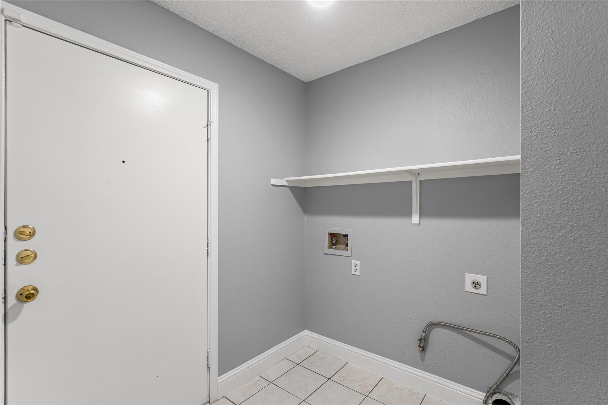 16207 Parkway Dr, Pflugerville, TX 78660