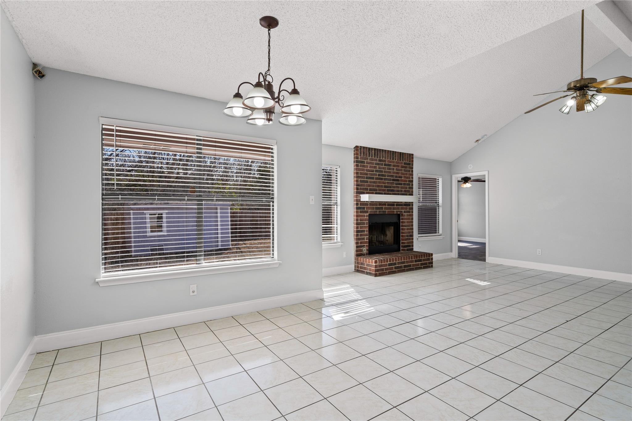 16207 Parkway Dr, Pflugerville, TX 78660