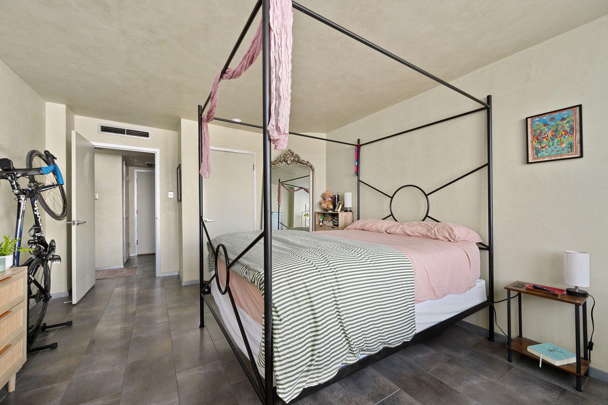 1800 Lavaca St # A-208, Austin, TX 78701