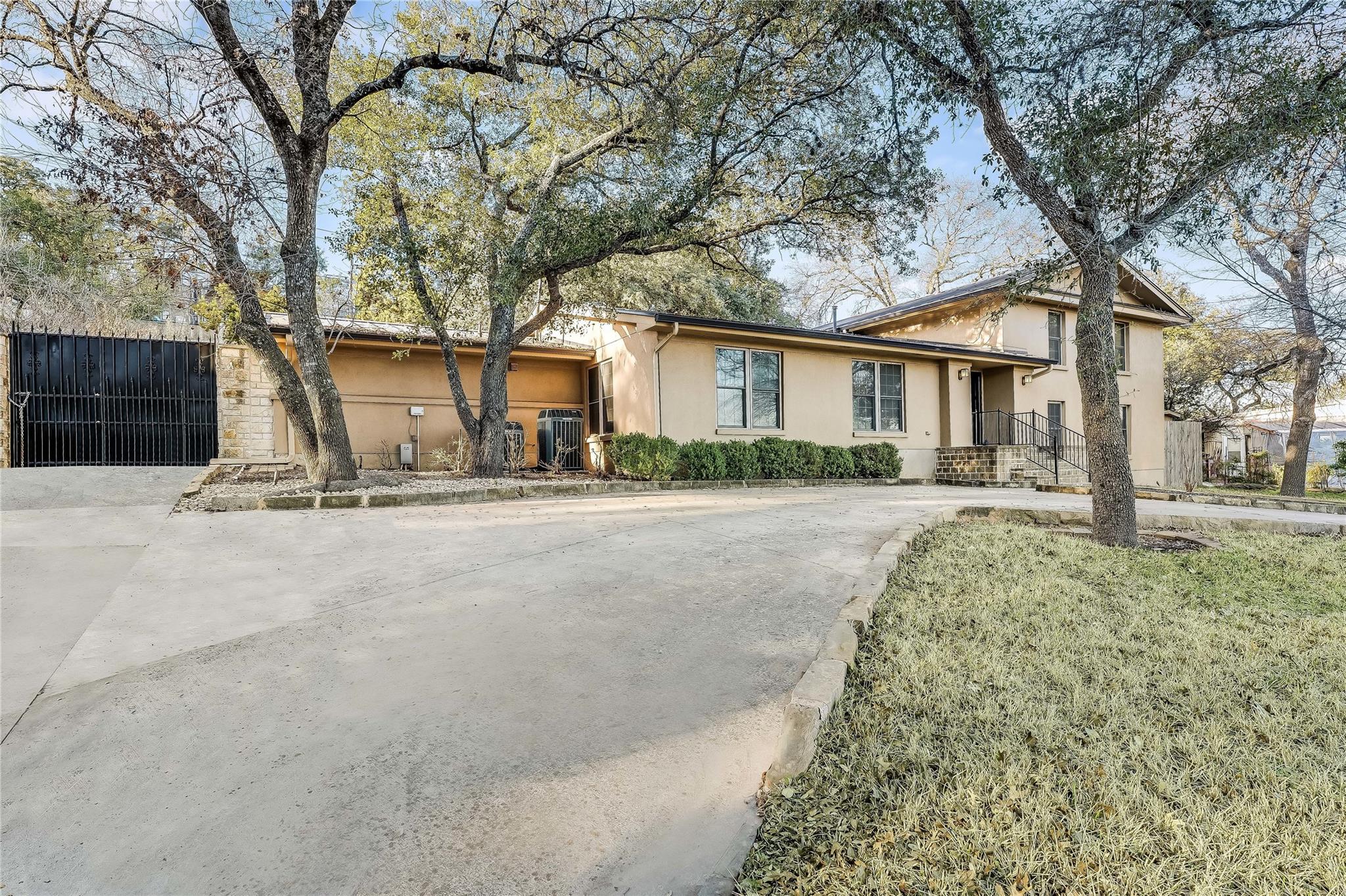 4900 Balcones Dr, Austin, TX 78731