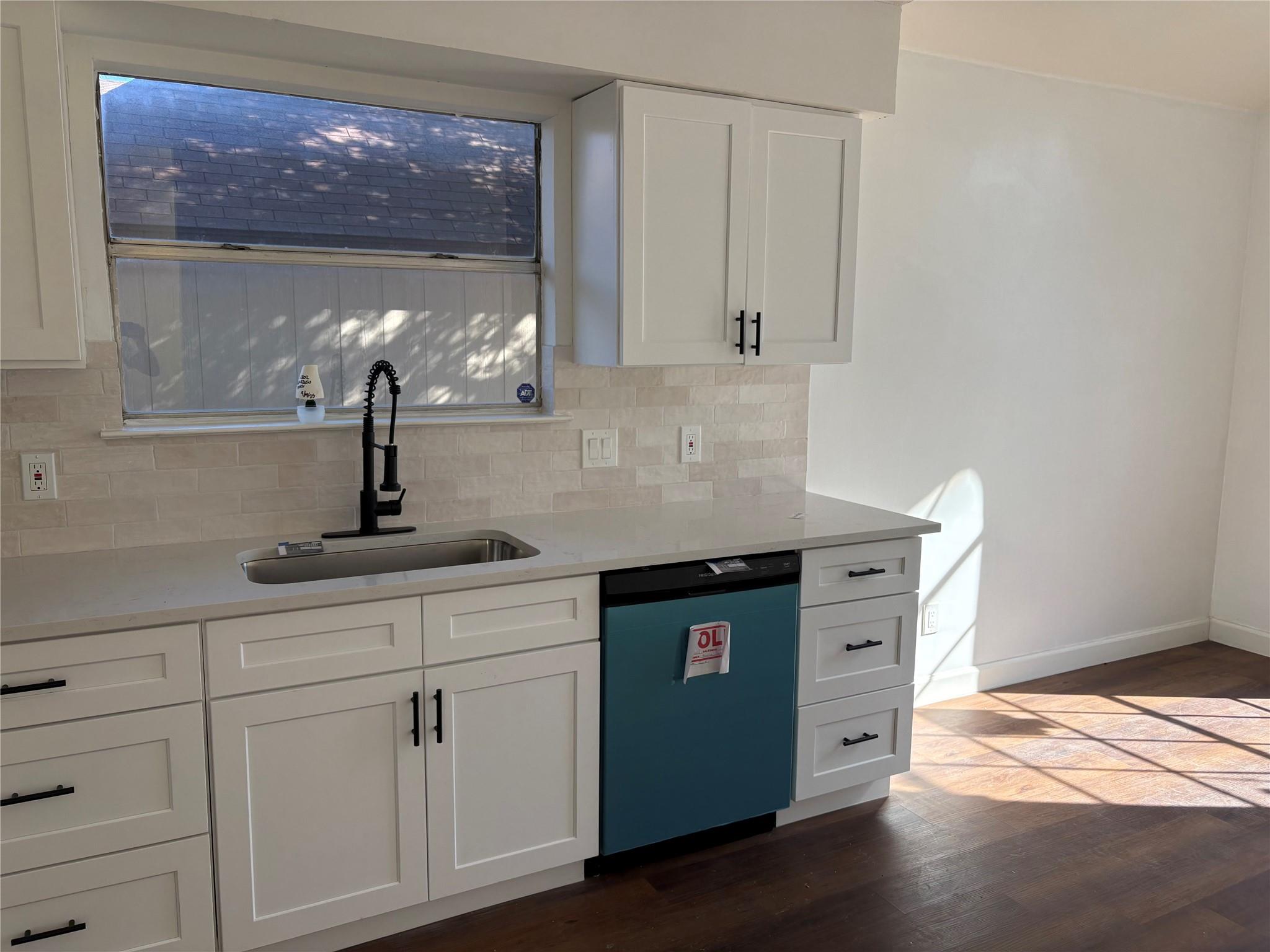 1302 Garden Path Dr, Round Rock, TX 78664