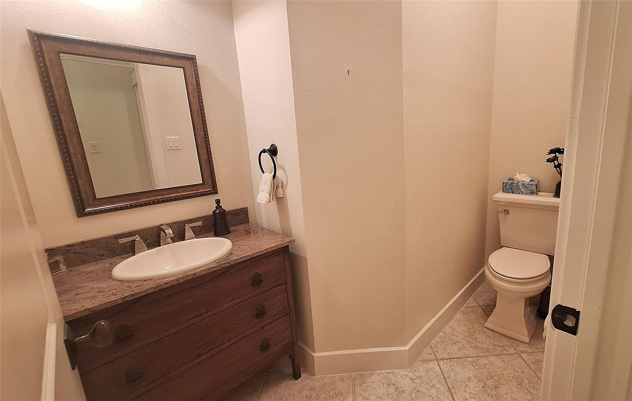 130 Squires Dr, Lakeway, TX 78734