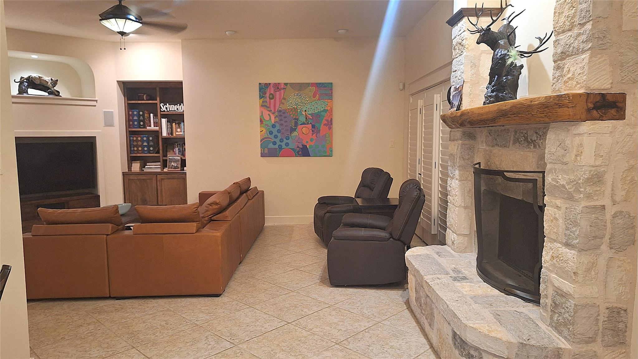 130 Squires Dr, Lakeway, TX 78734