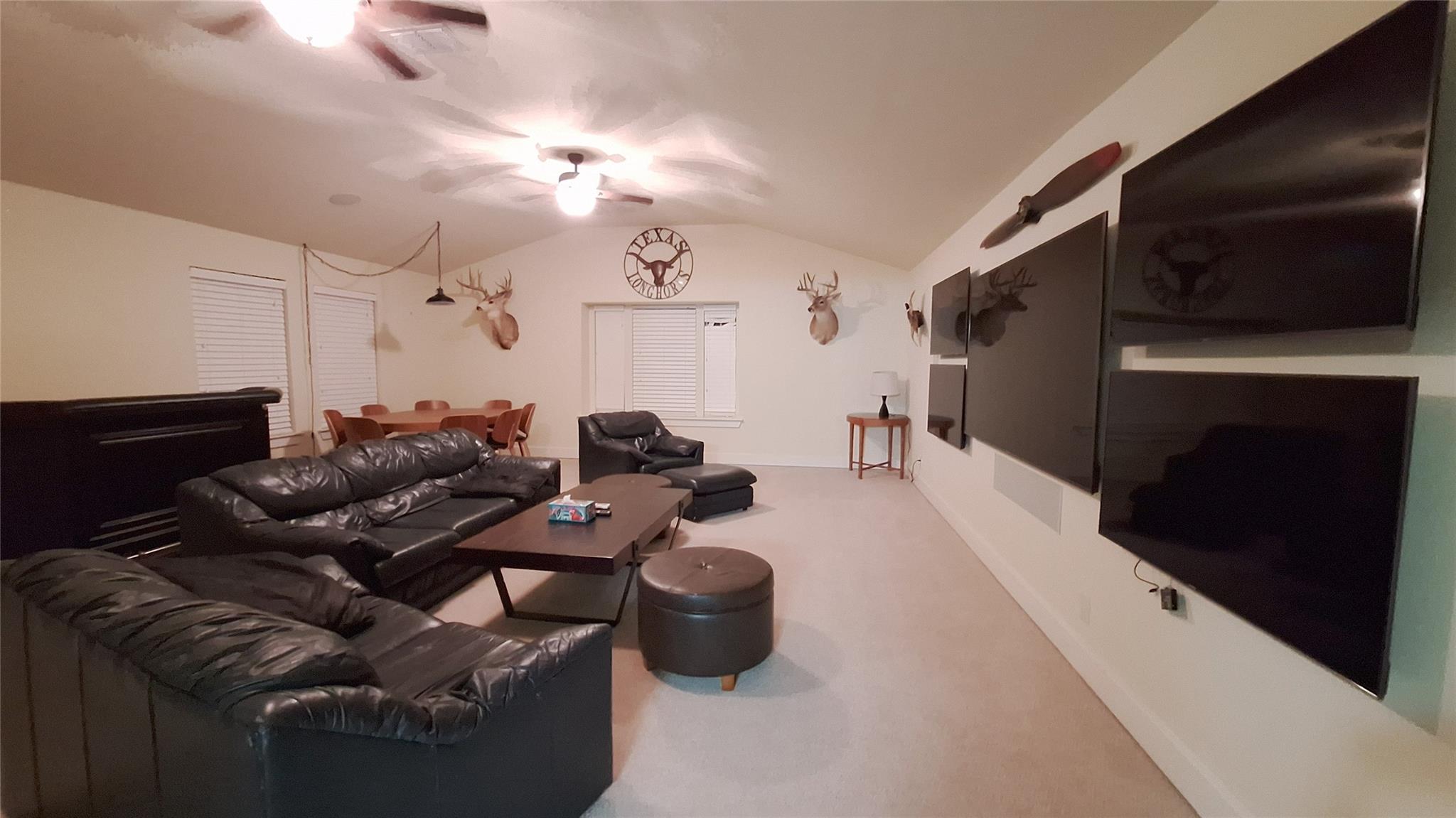 130 Squires Dr, Lakeway, TX 78734