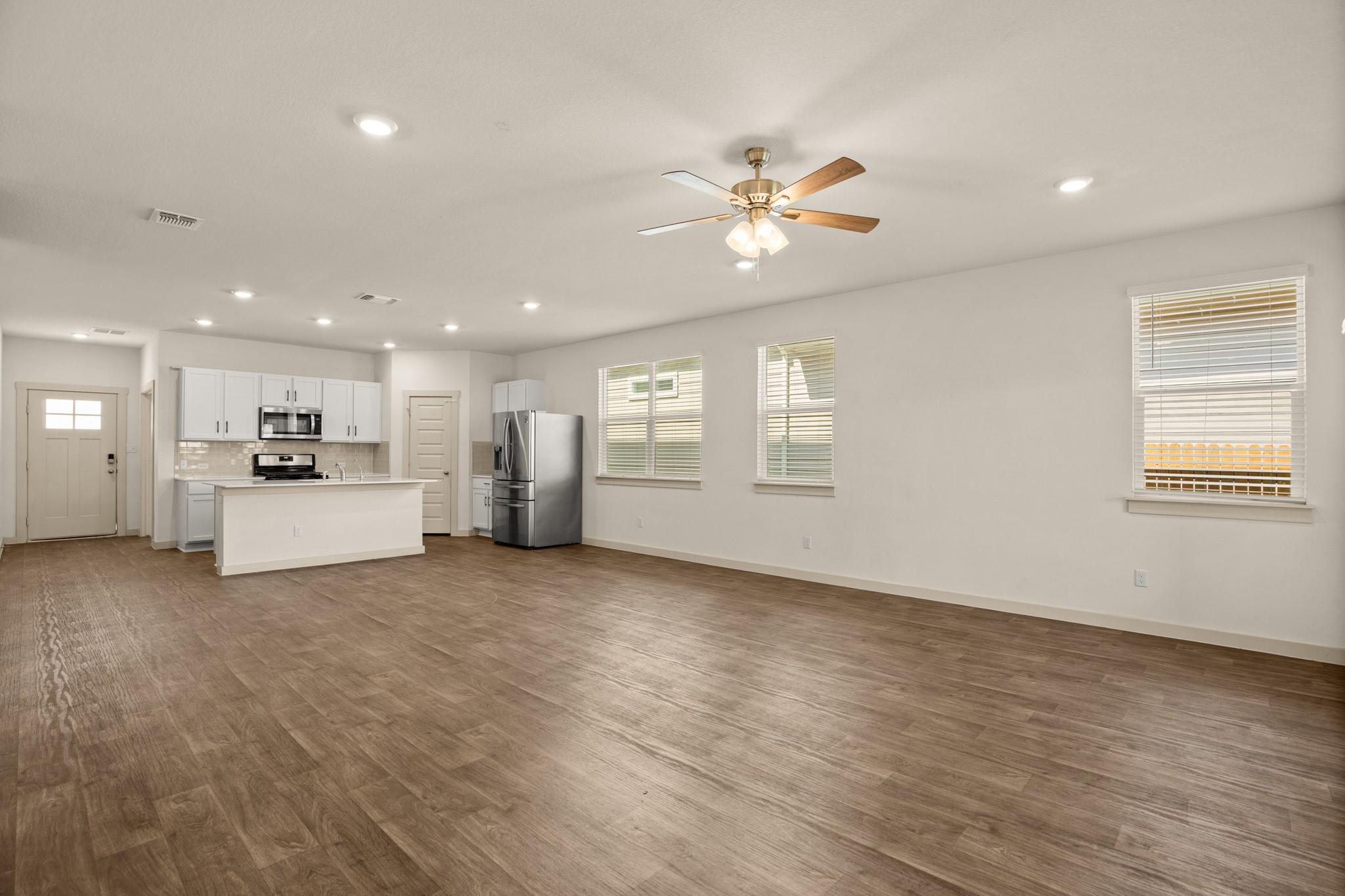 227 Lavaca River Ln, Hutto, TX 78634