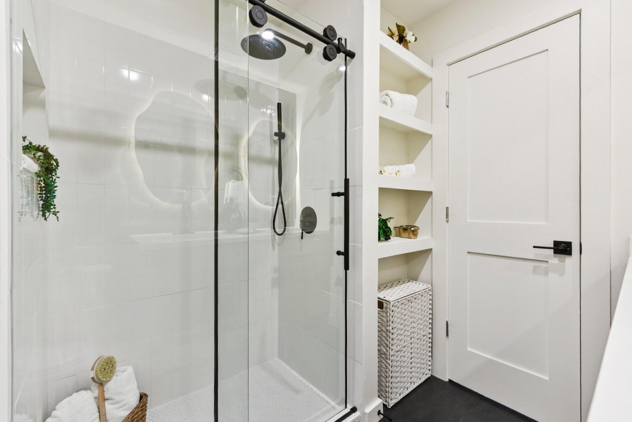 7503 Carriage Dr, Austin, TX 78752