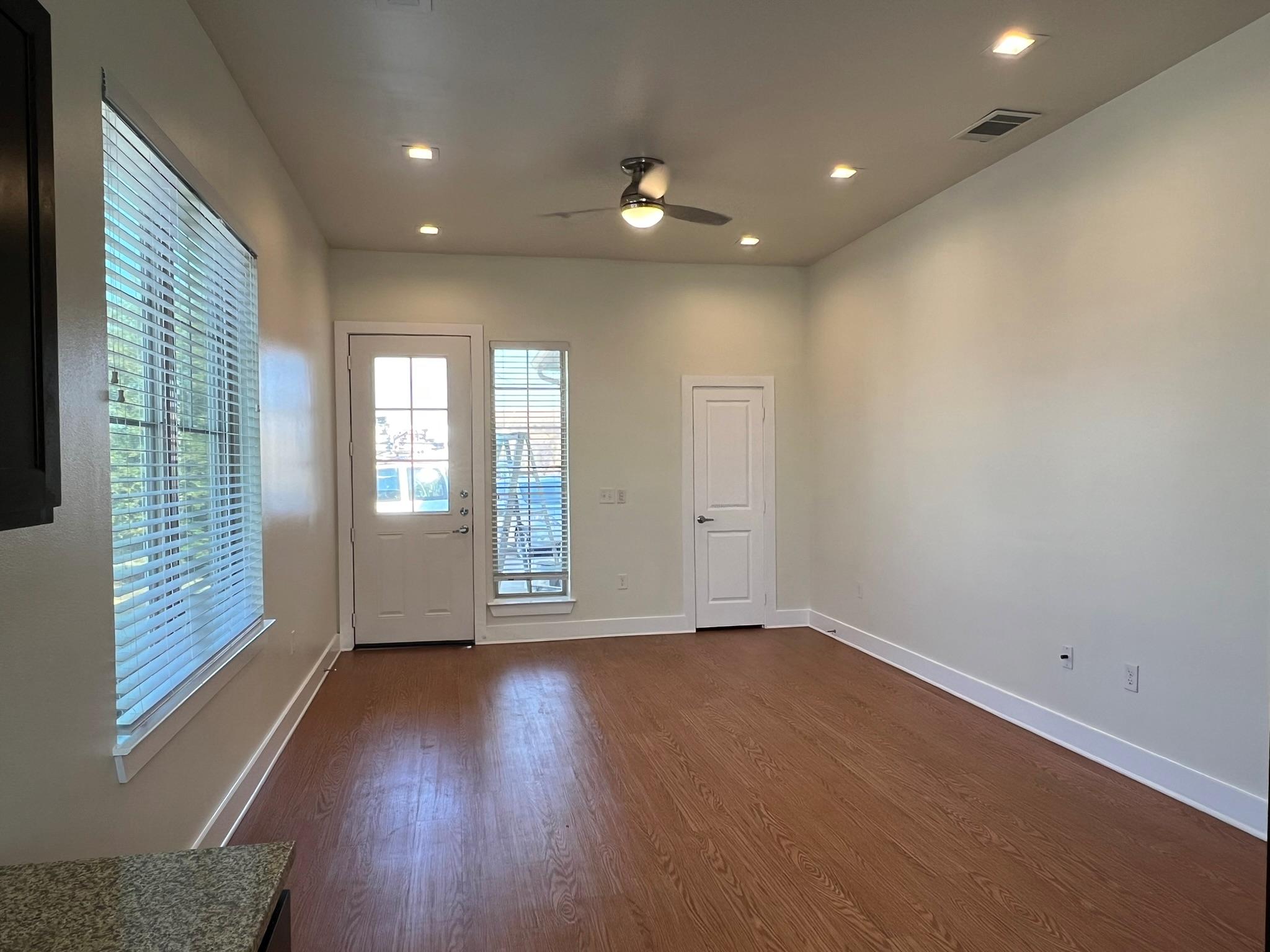 2400 Louis Henna Blvd # 301, Round Rock, TX 78664