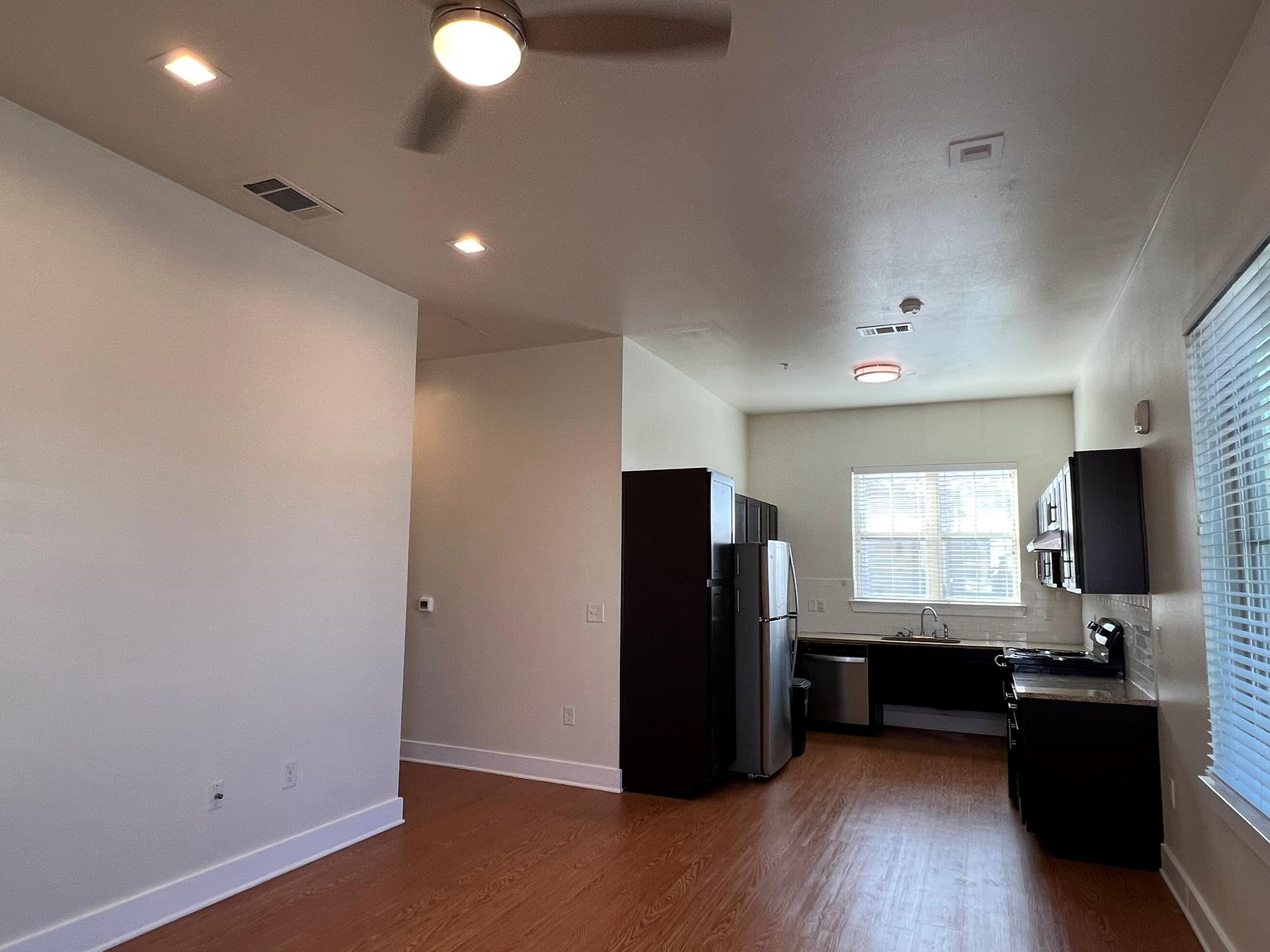 2400 Louis Henna Blvd # 301, Round Rock, TX 78664